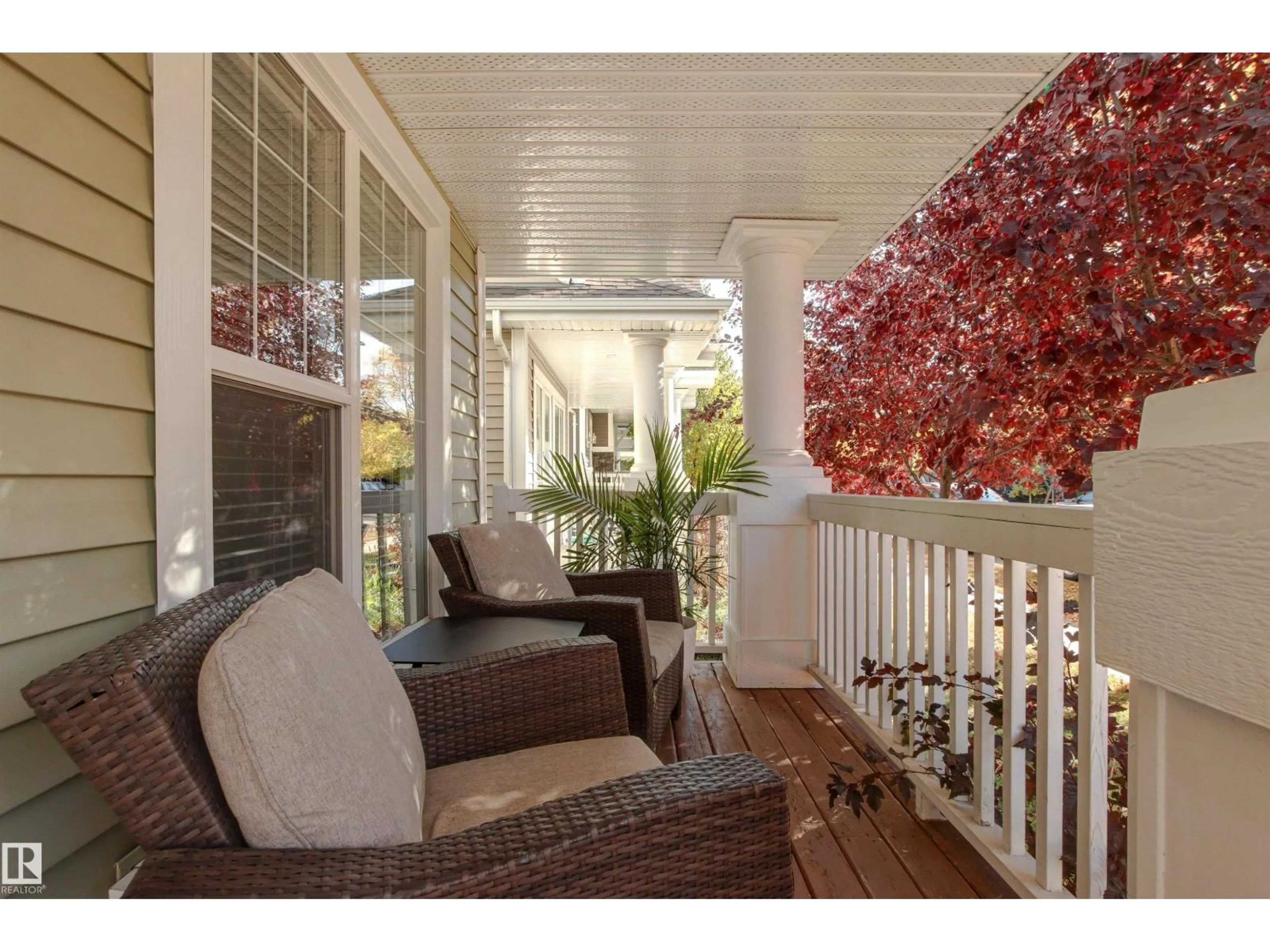 Patio, street for 6940 22 AV, Edmonton Alberta T6X0V4