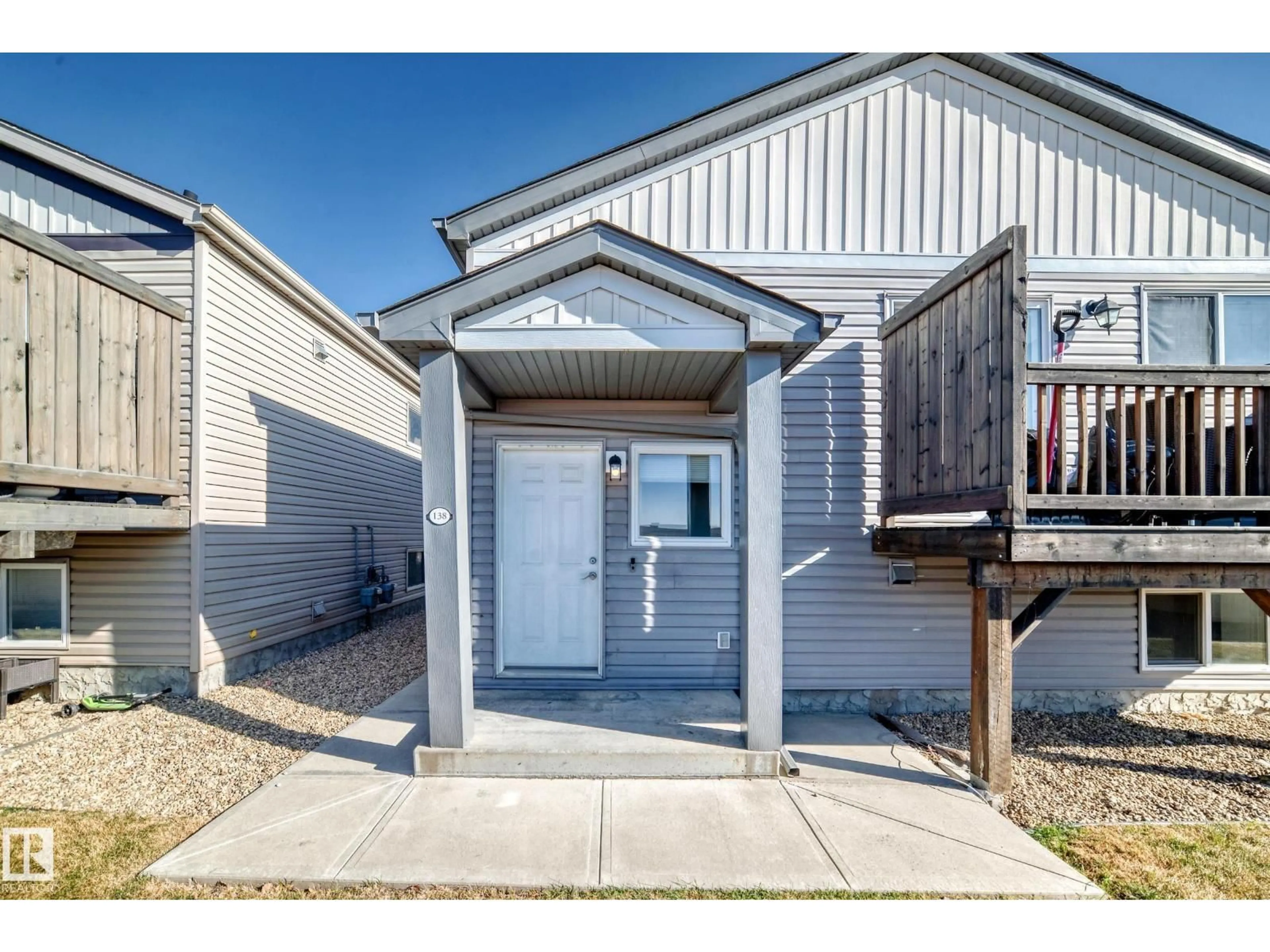 Home with vinyl exterior material, street for 142 - 138 SELKIRK PL, Leduc Alberta T9E0M9
