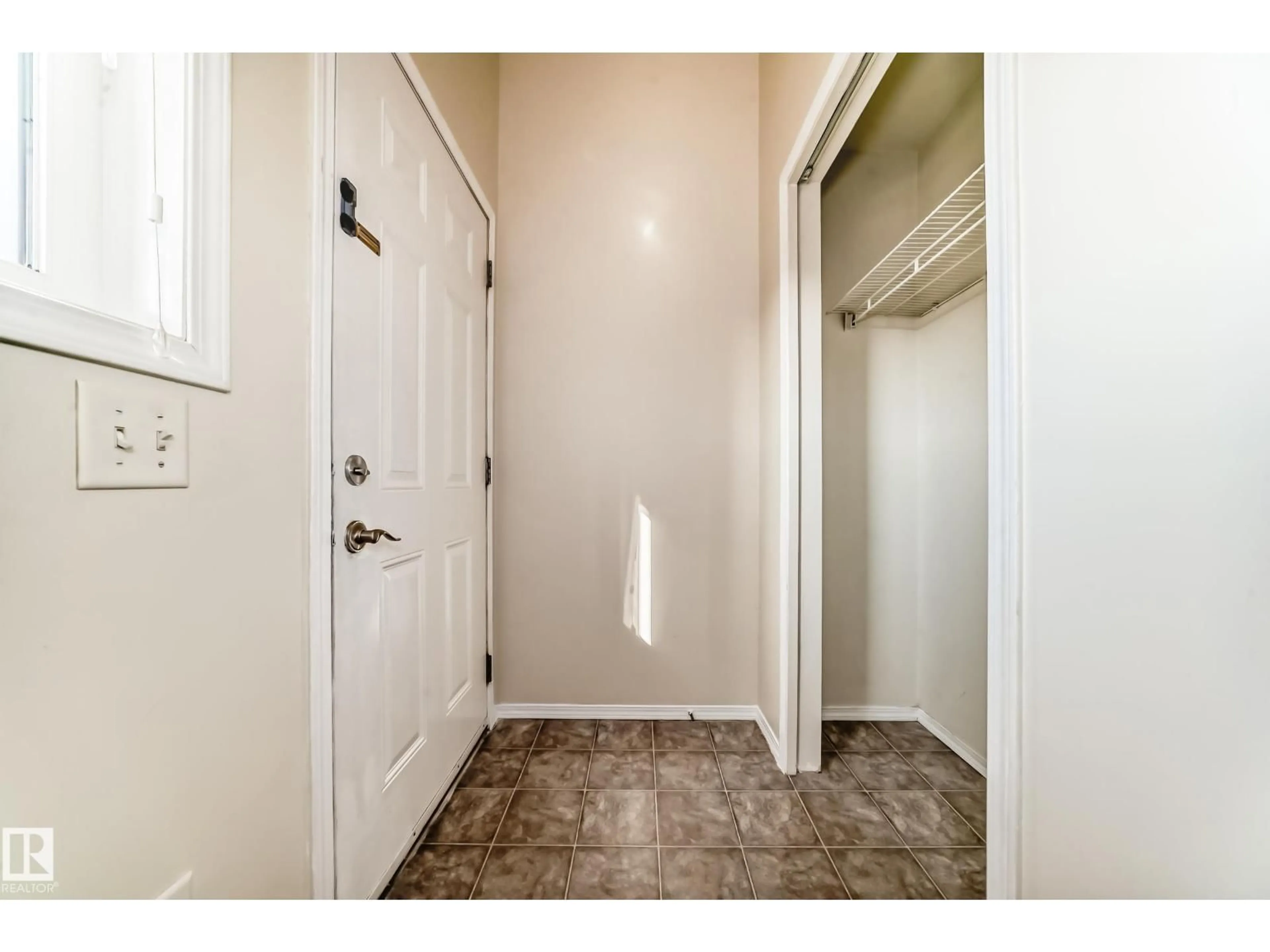 Indoor entryway for 142 - 138 SELKIRK PL, Leduc Alberta T9E0M9