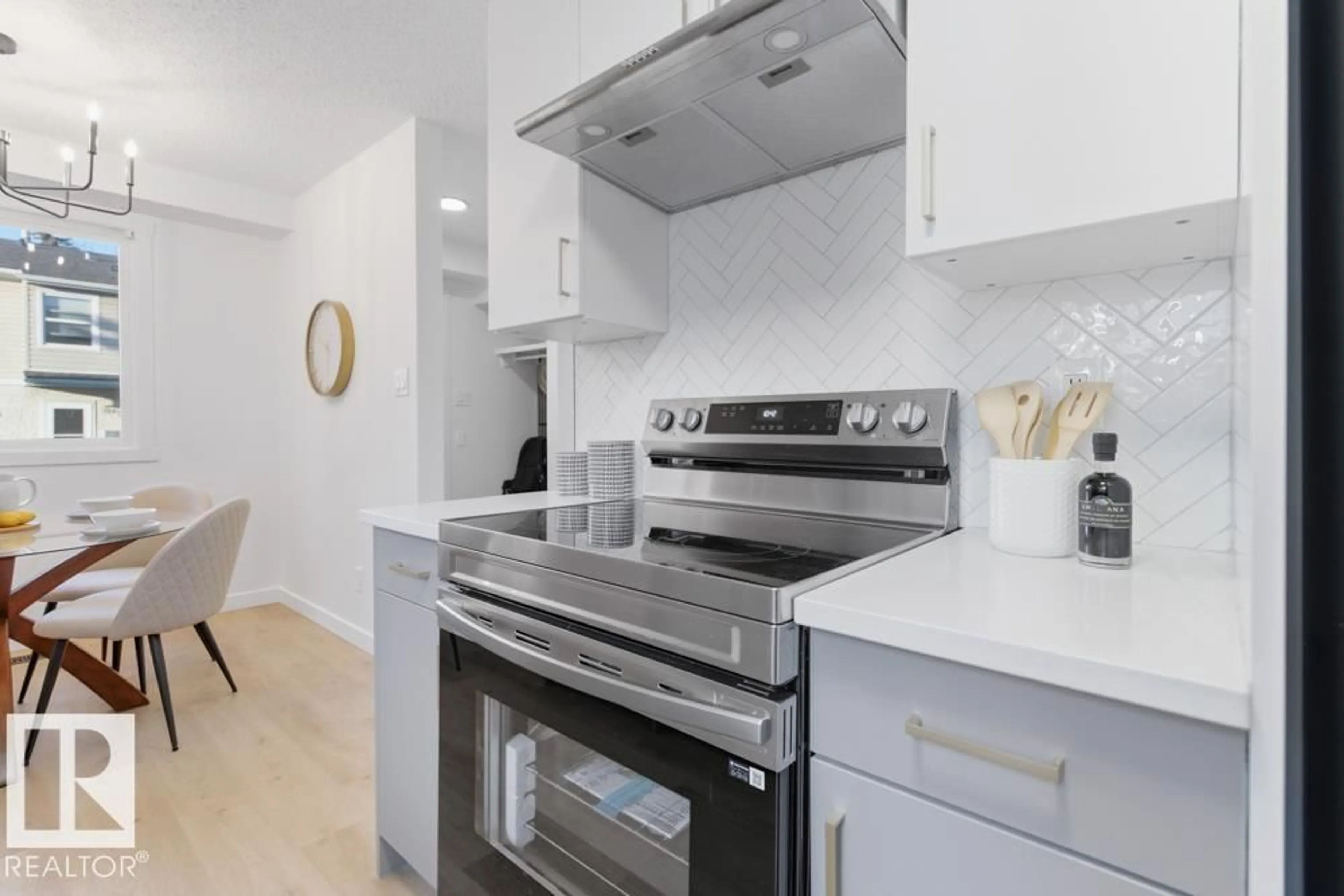 Unknown for NW - 12G CLAREVIEW VG, Edmonton Alberta T5A3P2