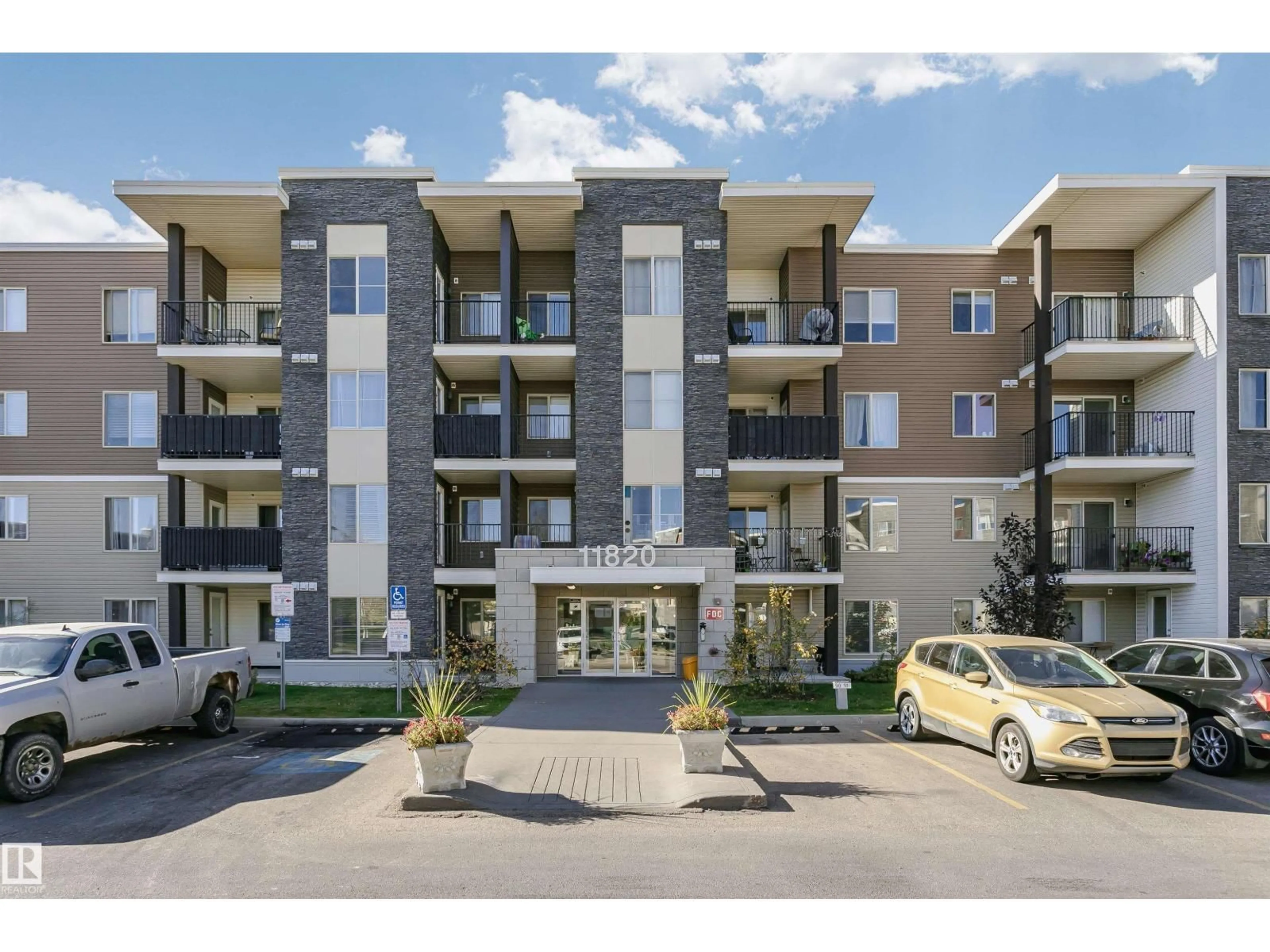 Unknown for 303 - 11820 22 AV SW, Edmonton Alberta T6W2A2