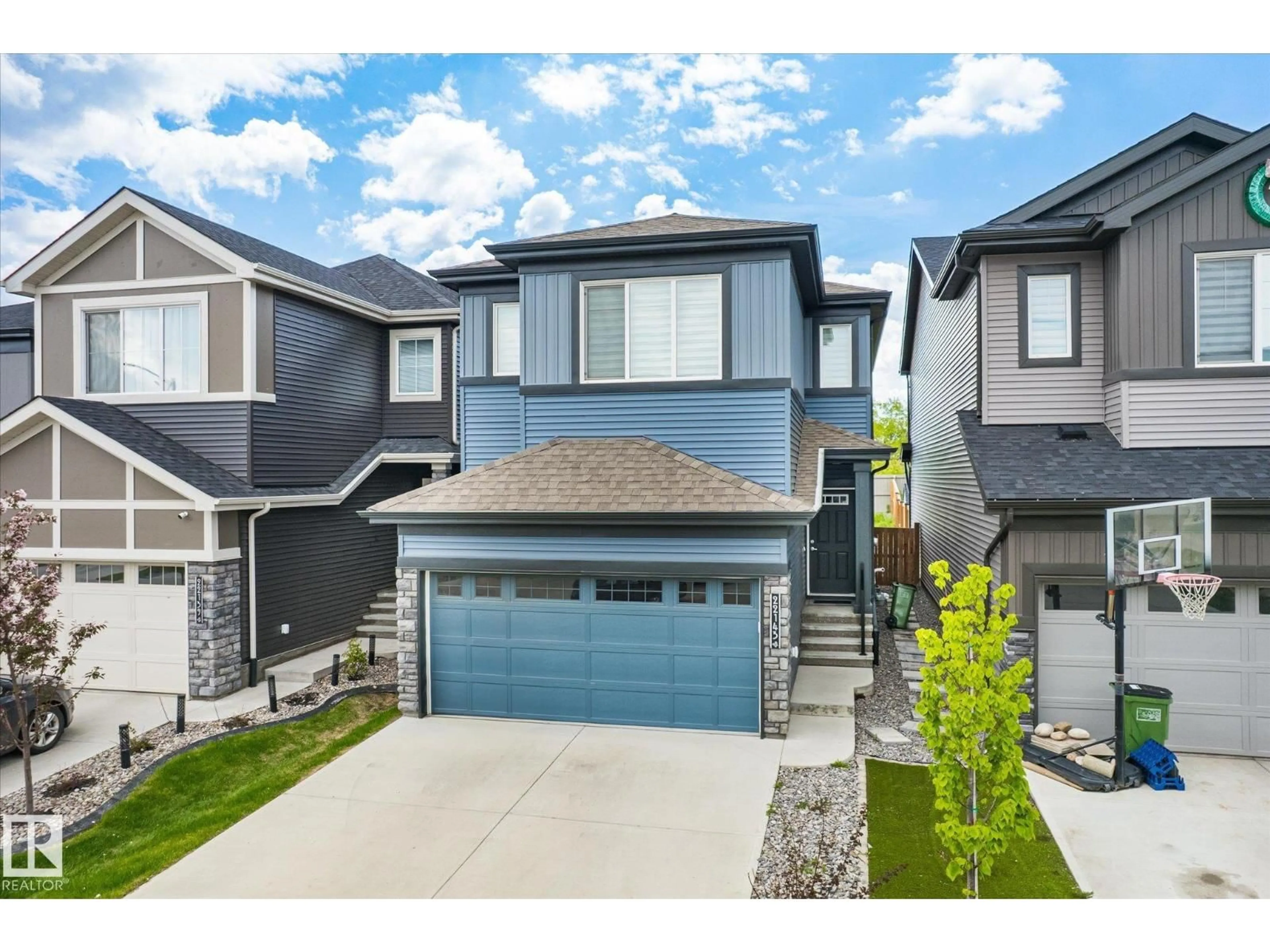 A pic from outside/outdoor area/front of a property/back of a property/a pic from drone, street for 22143 80 AV, Edmonton Alberta T5T4S2