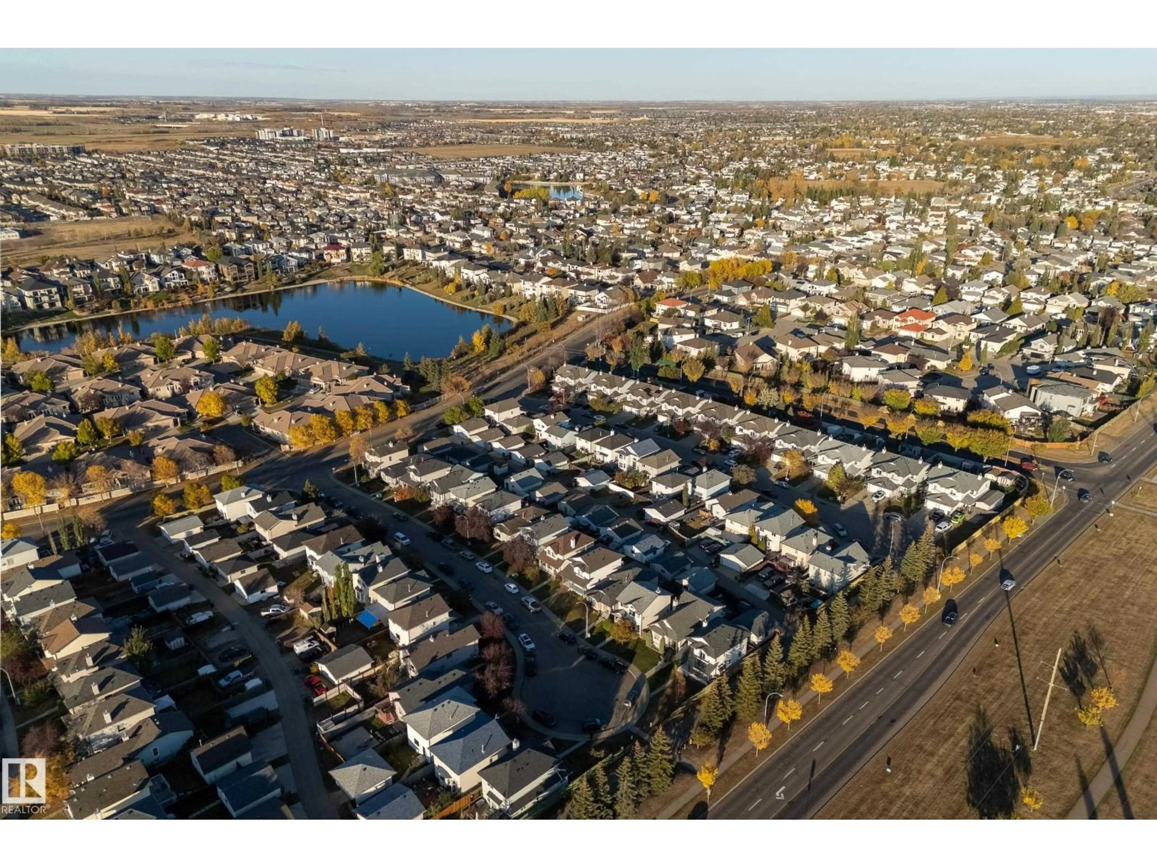 A pic from outside/outdoor area/front of a property/back of a property/a pic from drone, street for NW - 15303 138 ST, Edmonton Alberta T6V1N6