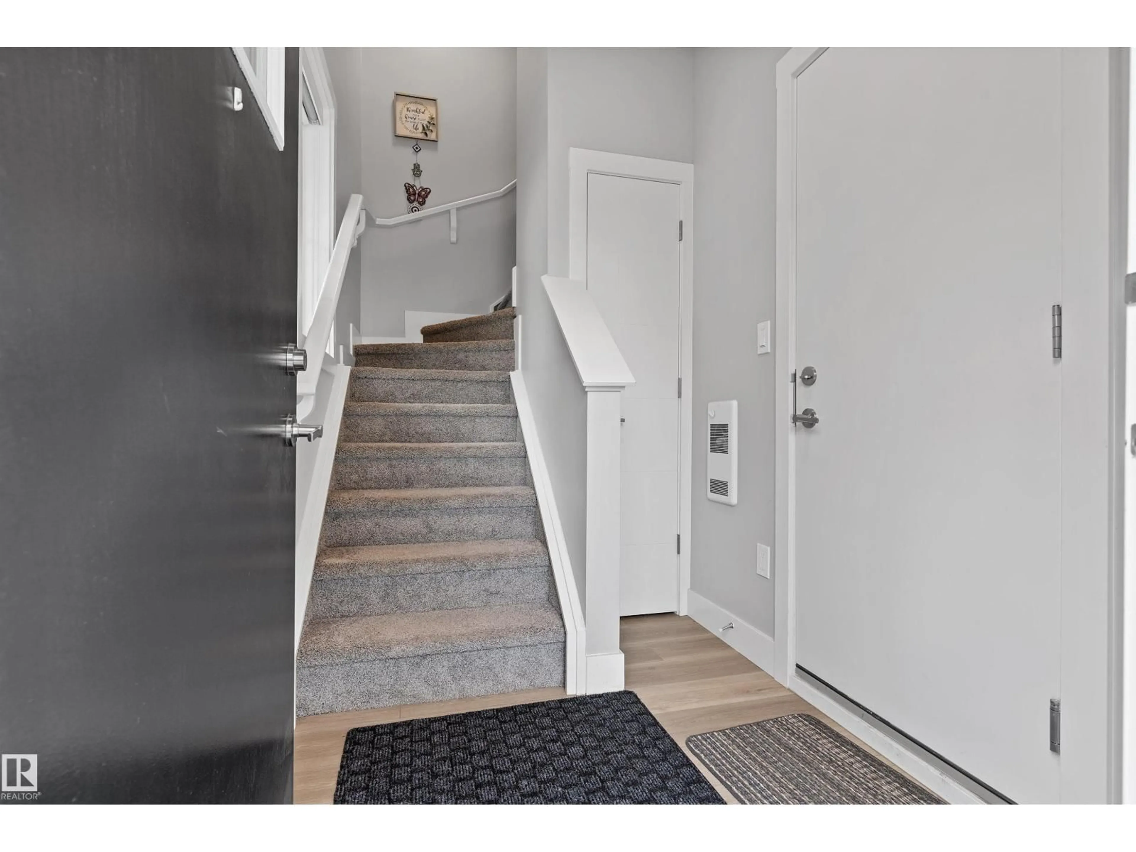 Indoor entryway for #70 - 6905 25 AV, Edmonton Alberta T6X3B7