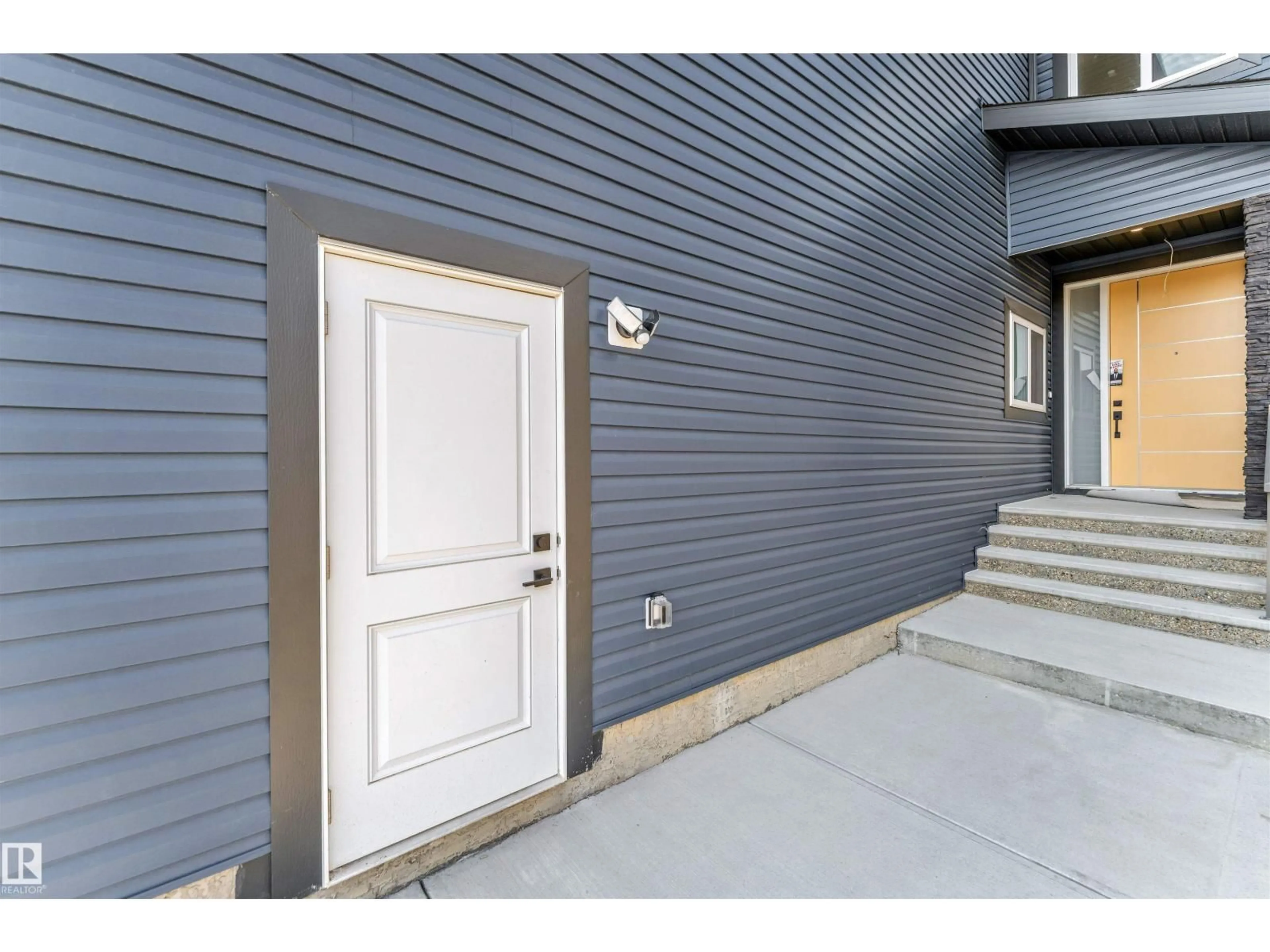 Indoor entryway for NE - 6226 19 ST, Rural Leduc County Alberta T4X3C8