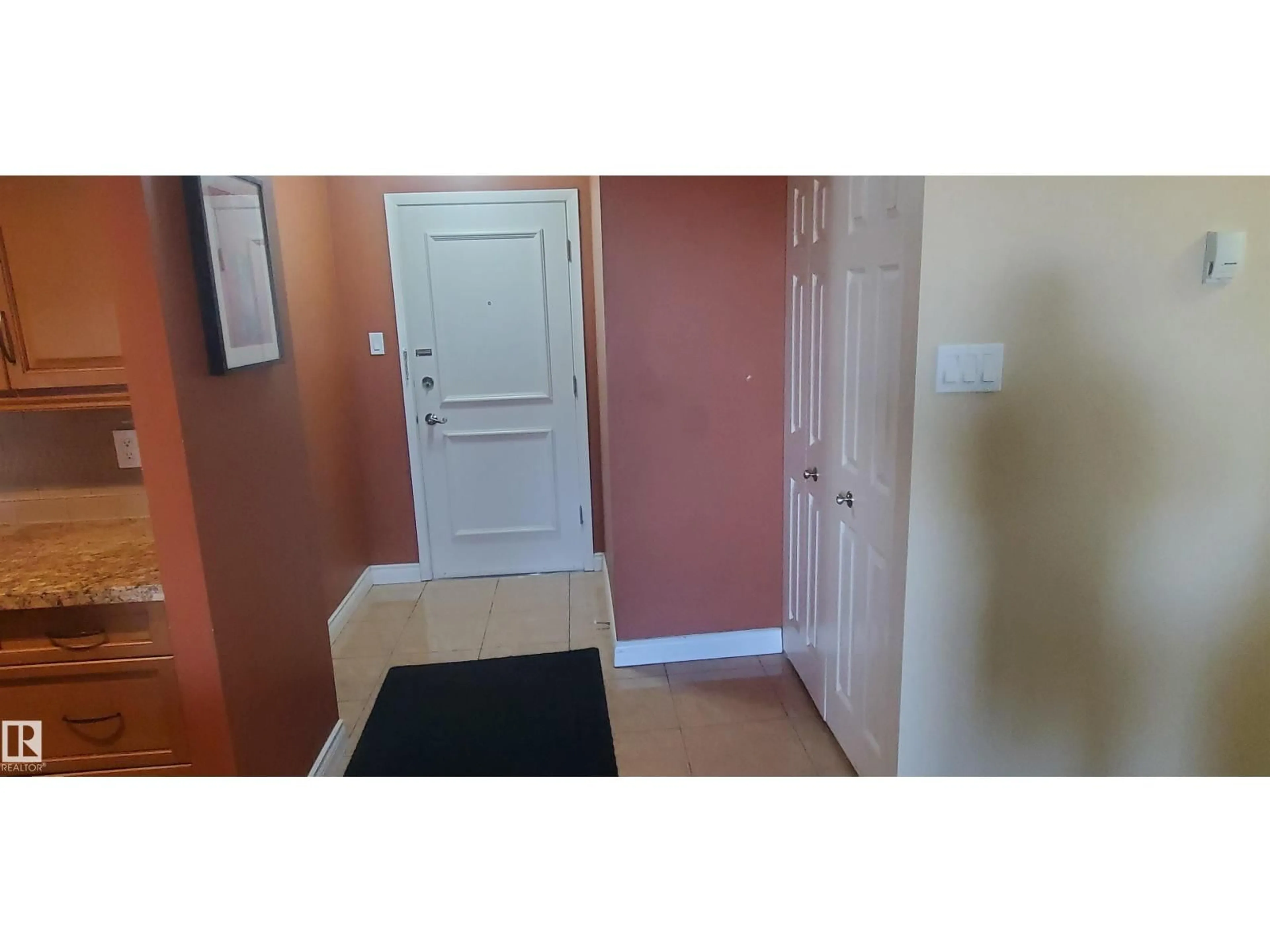 Indoor entryway for #415 - 5520 RIVERBEND RD, Edmonton Alberta T6H5G9