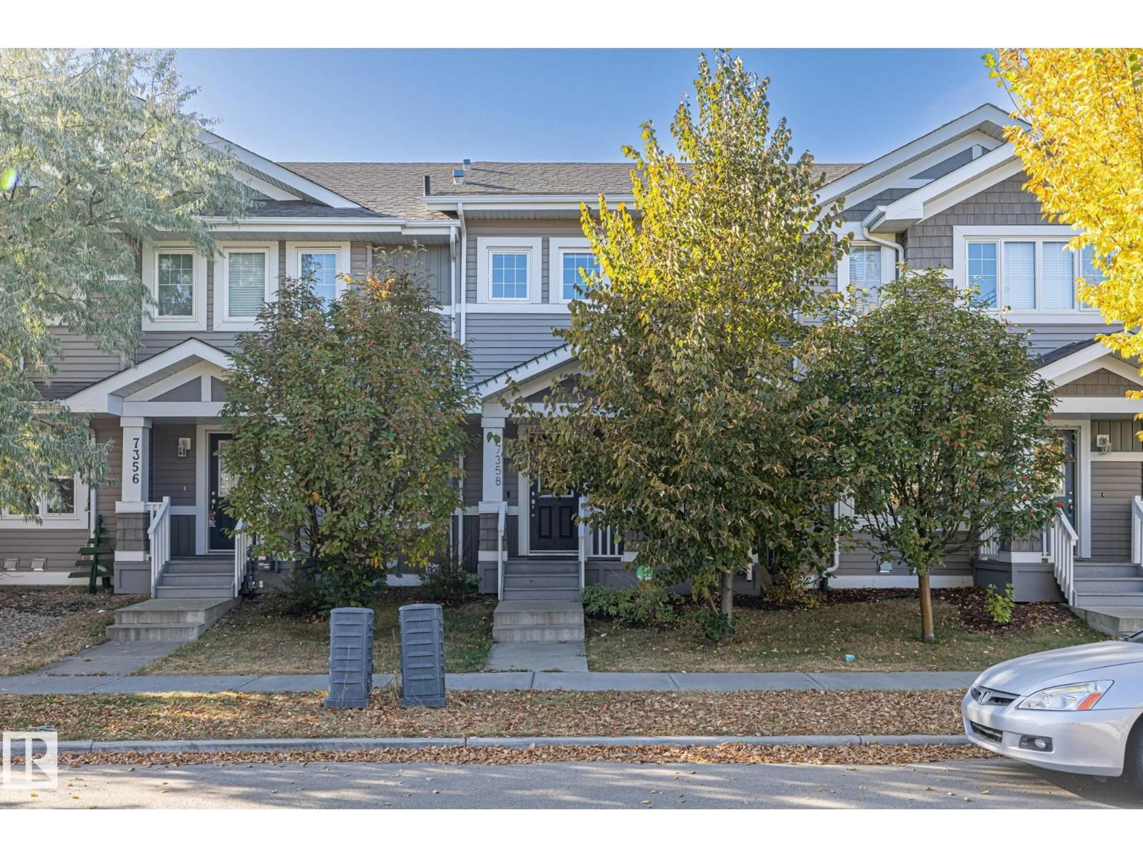 A pic from outside/outdoor area/front of a property/back of a property/a pic from drone, street for 7358 EDGEMONT WY, Edmonton Alberta T6M0P8