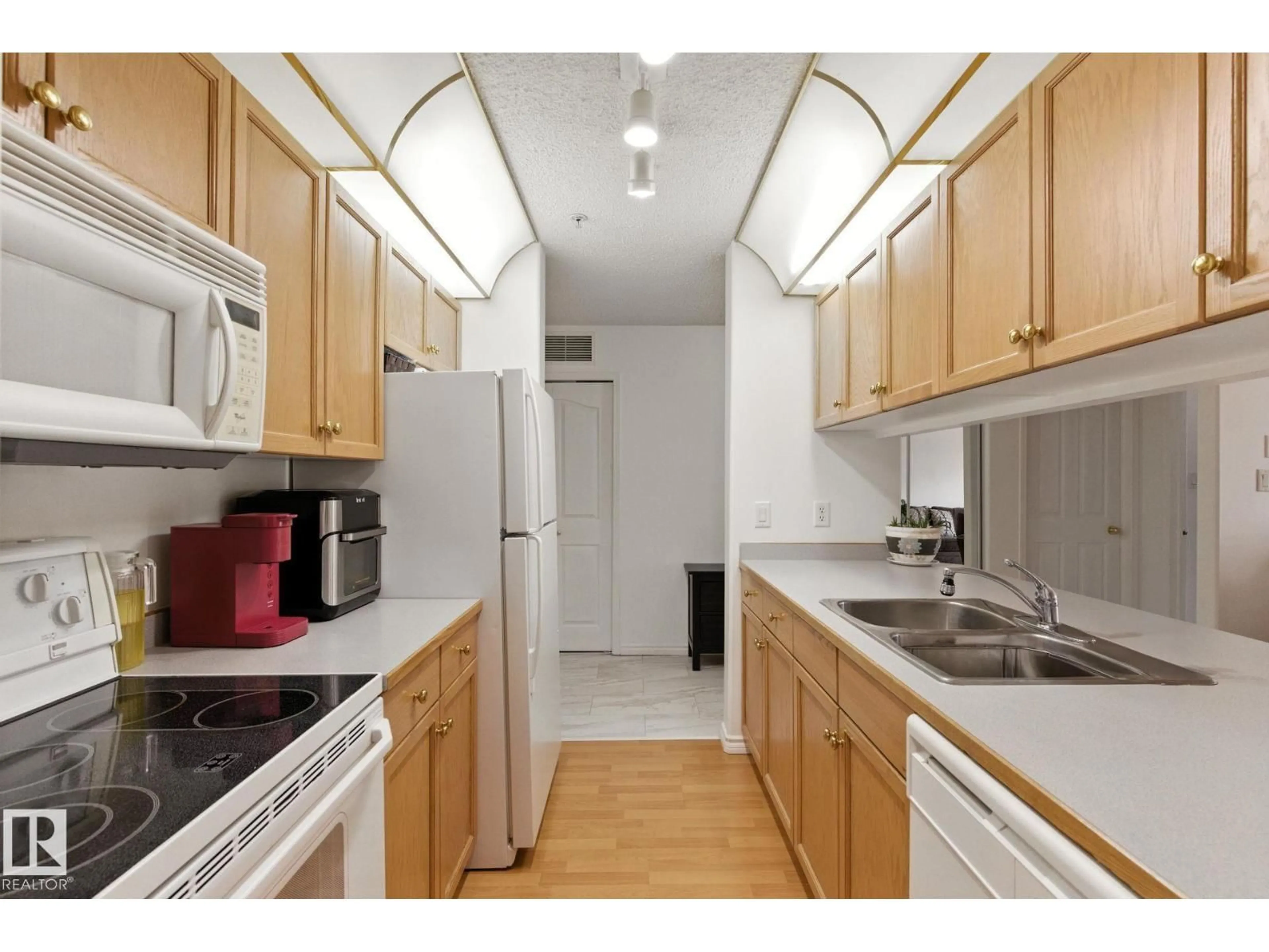 Standard kitchen, unknown for #125 - 16303 95 ST, Edmonton Alberta T5Z3V1