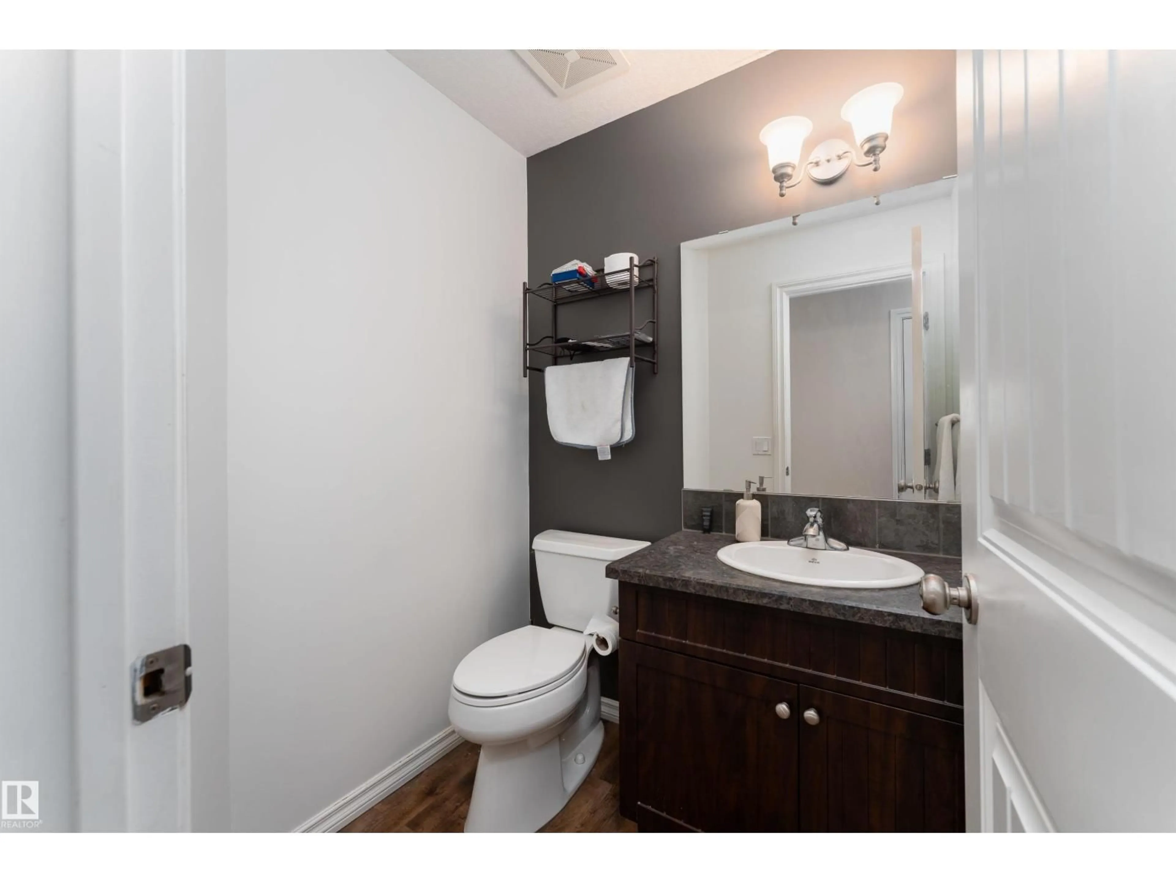 Standard bathroom, unknown for 5305 45 ST, Bruderheim Alberta T0B0S0
