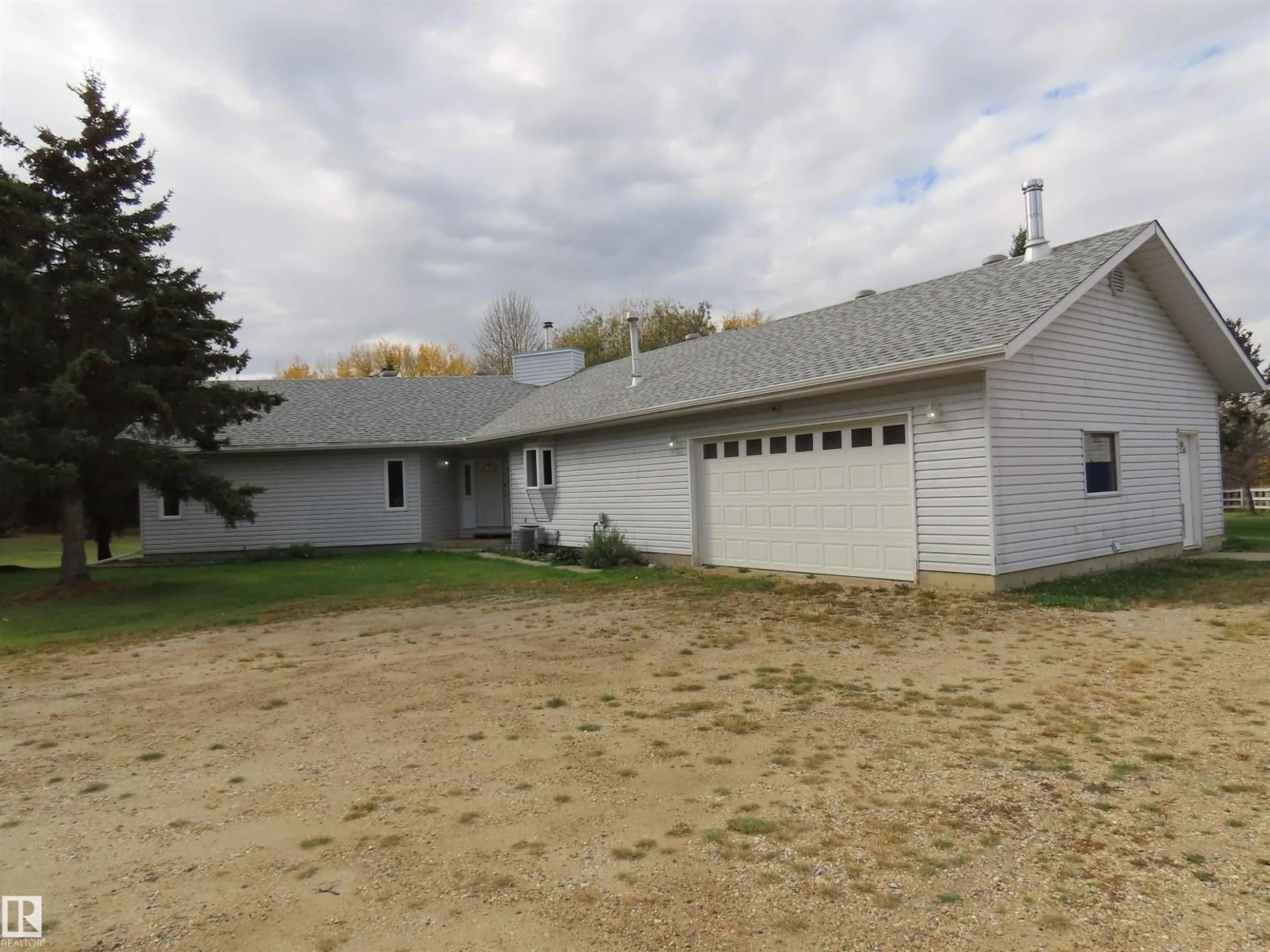 A pic from outside/outdoor area/front of a property/back of a property/a pic from drone, street for 55428 HWY 765, Cherhill Alberta T0E0J0