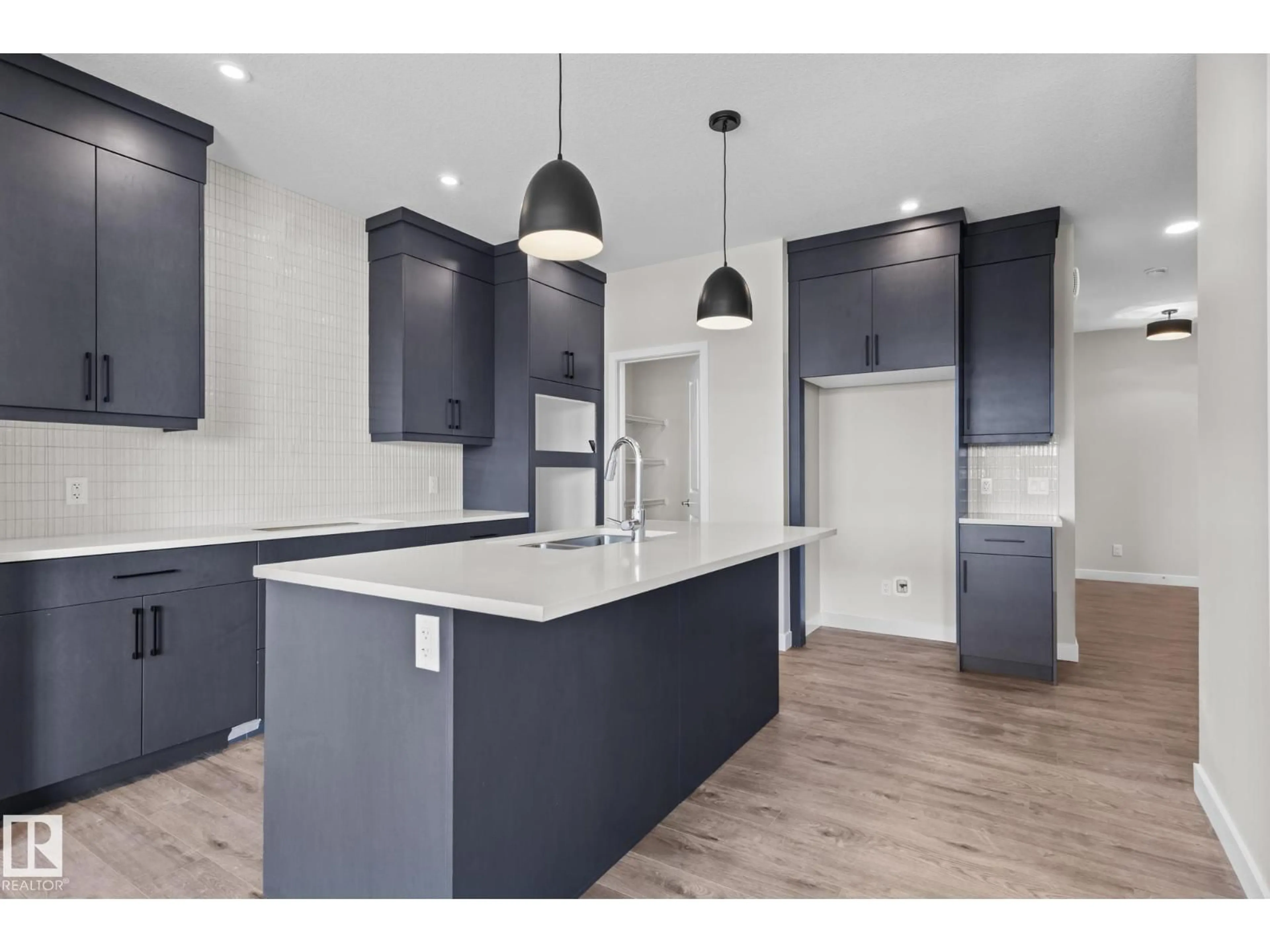 Open concept kitchen, unknown for NW - 3548 ERLANGER LI, Edmonton Alberta T6M1J5