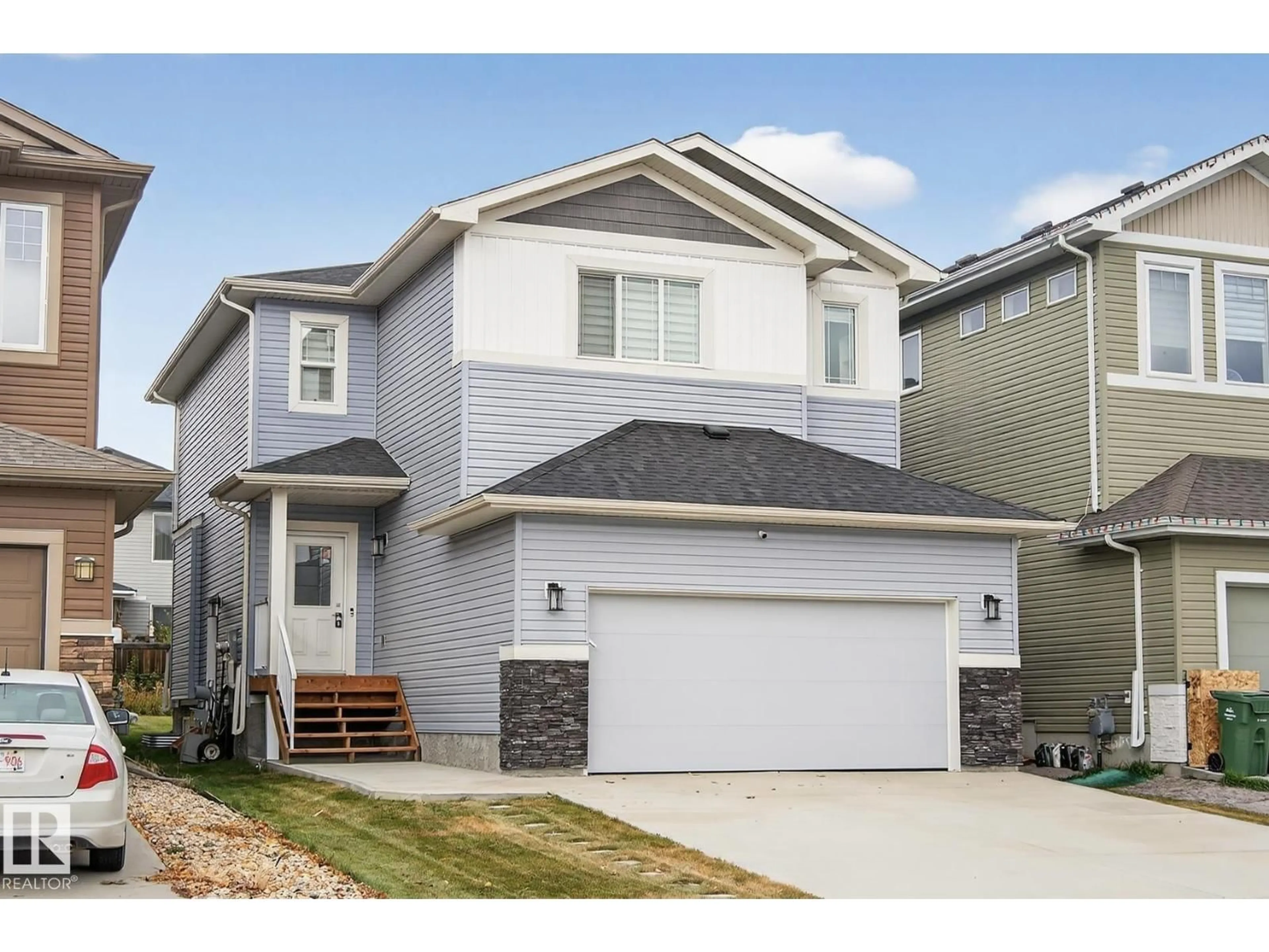 Home with vinyl exterior material, street for 575 REYNALDS WYND, Leduc Alberta T0C2K0