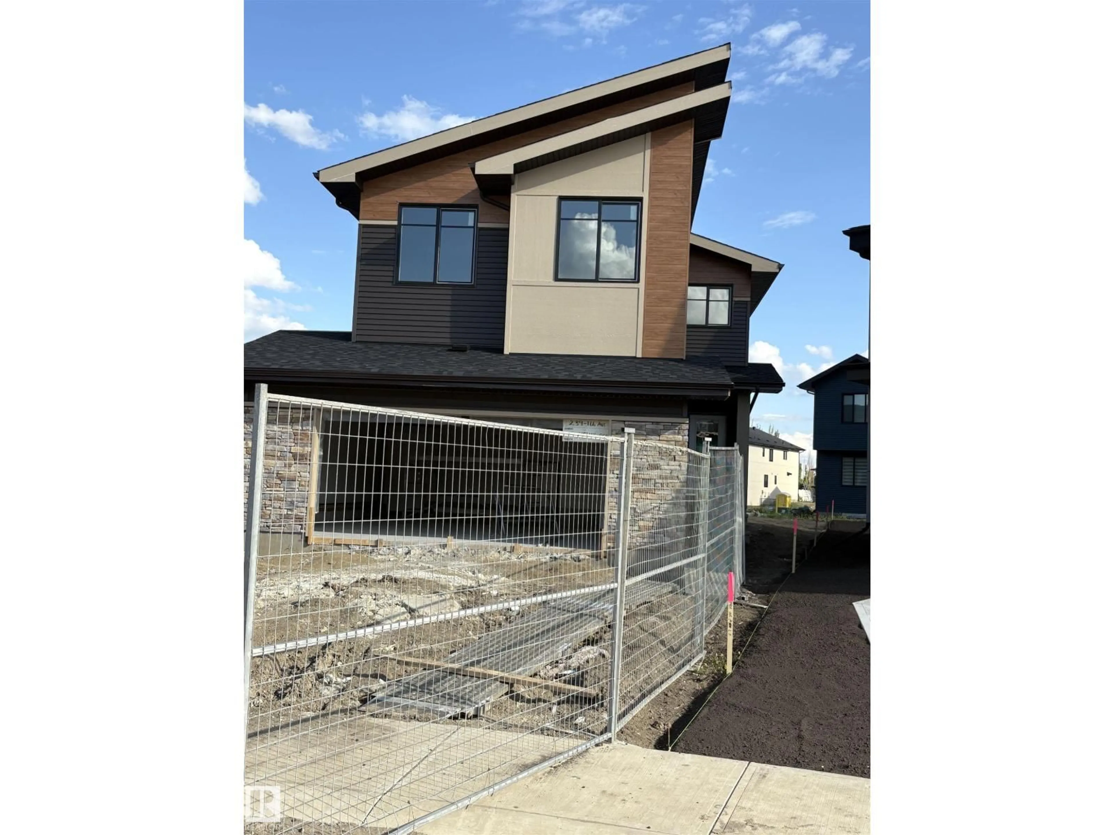 Unknown for NE - 239 166 AV, Edmonton Alberta T5Y4J2