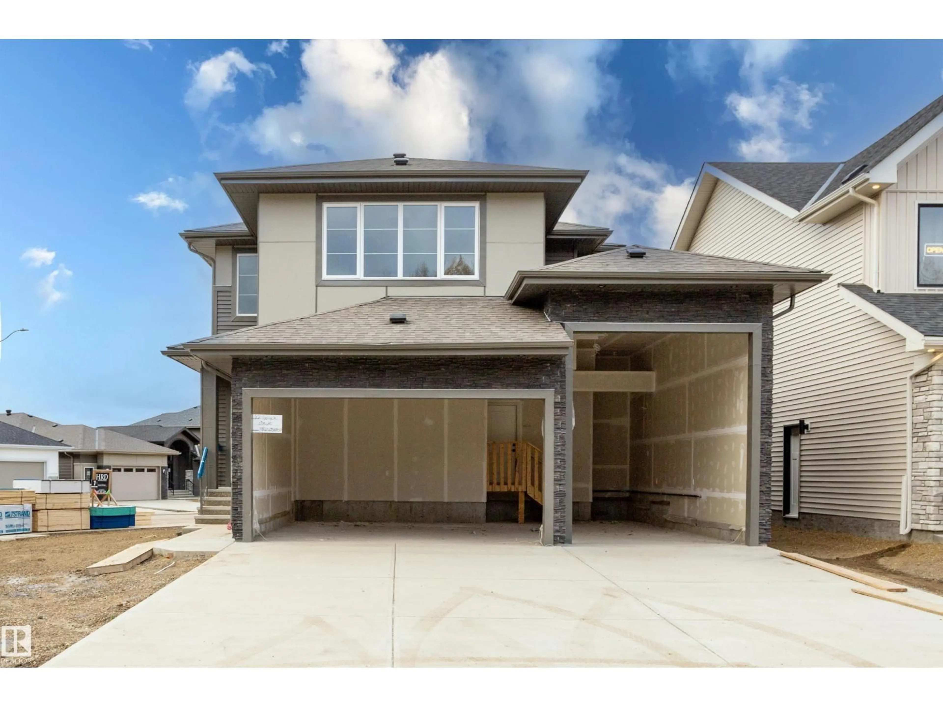 Home with vinyl exterior material, street for 22 SYDWYCK CI, Spruce Grove Alberta T7X4C9