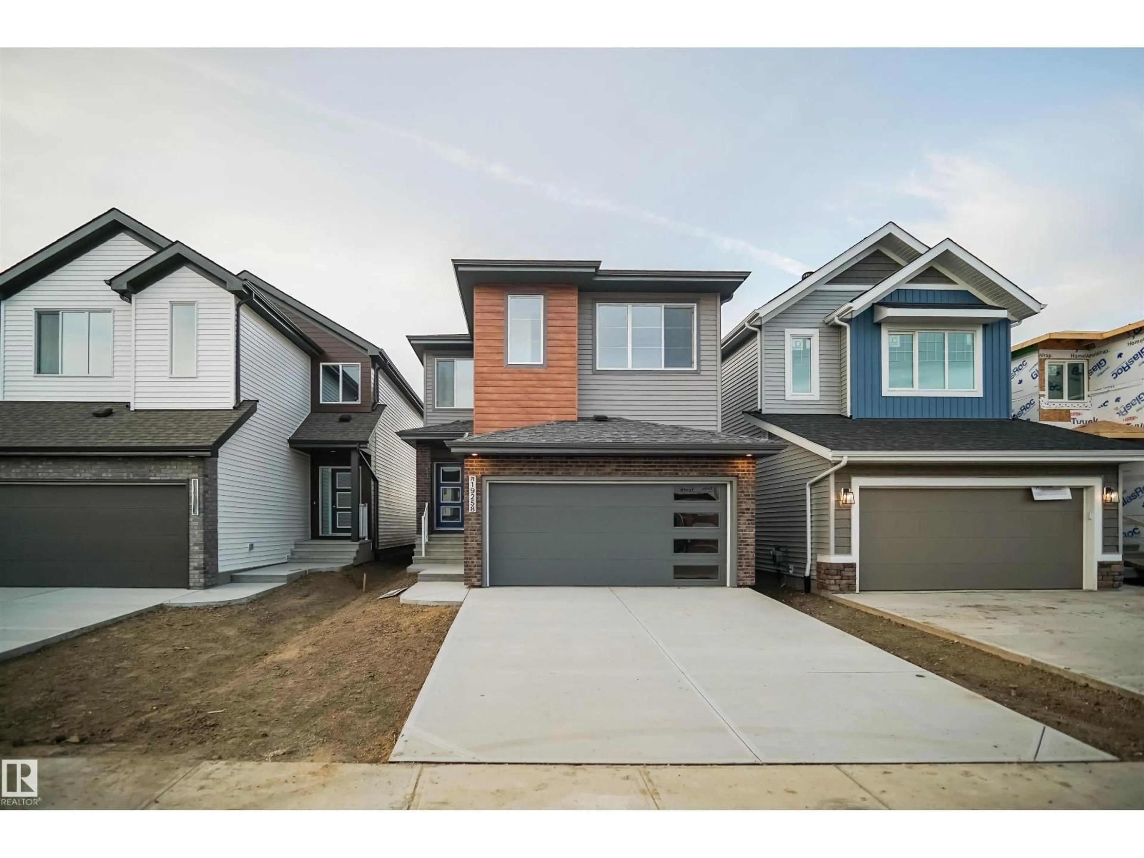 Unknown for 1535 11 AV, Edmonton Alberta T6T2N5