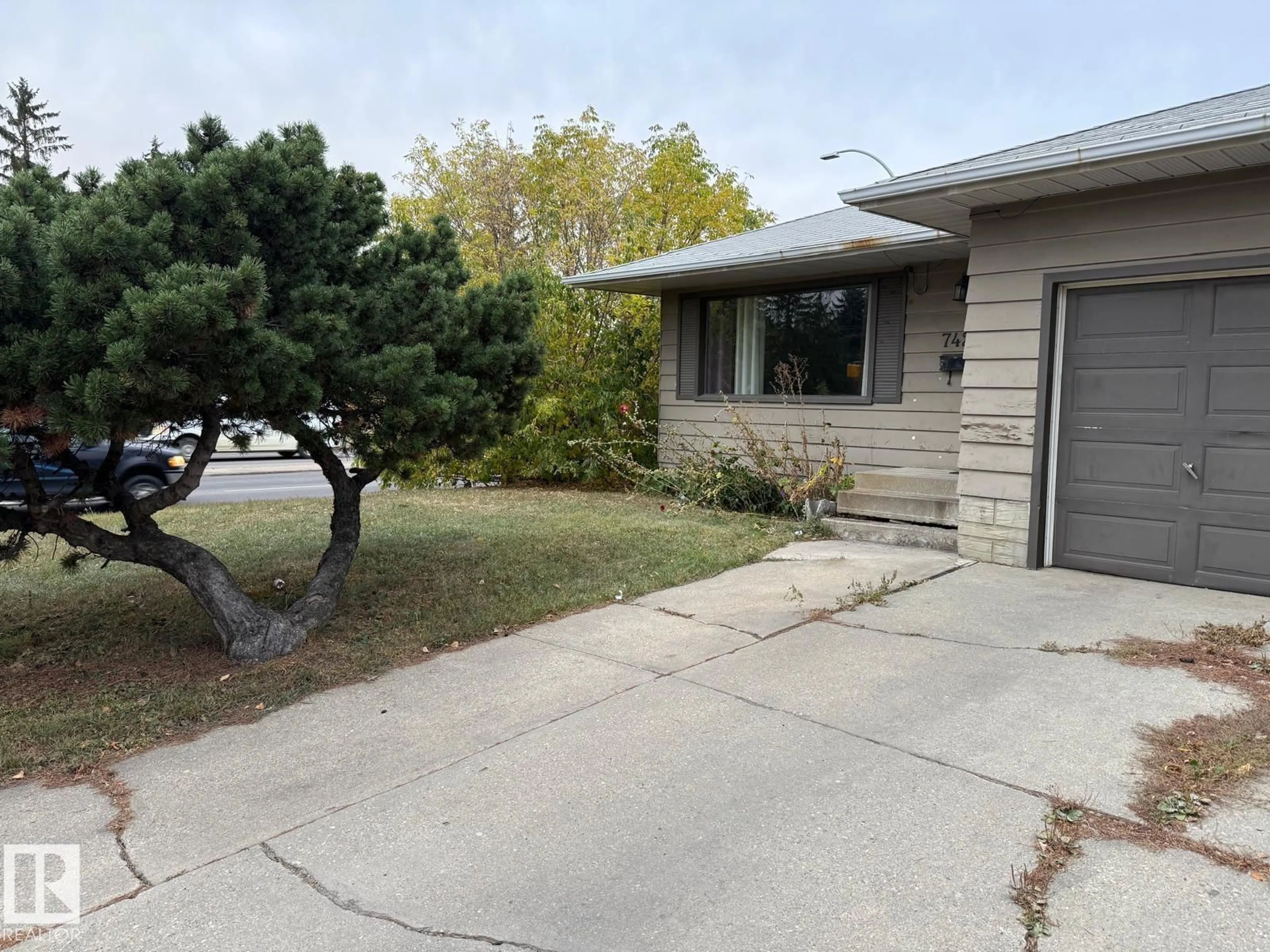 Unknown for 7424 86 AVE, Edmonton Alberta T6B0K7