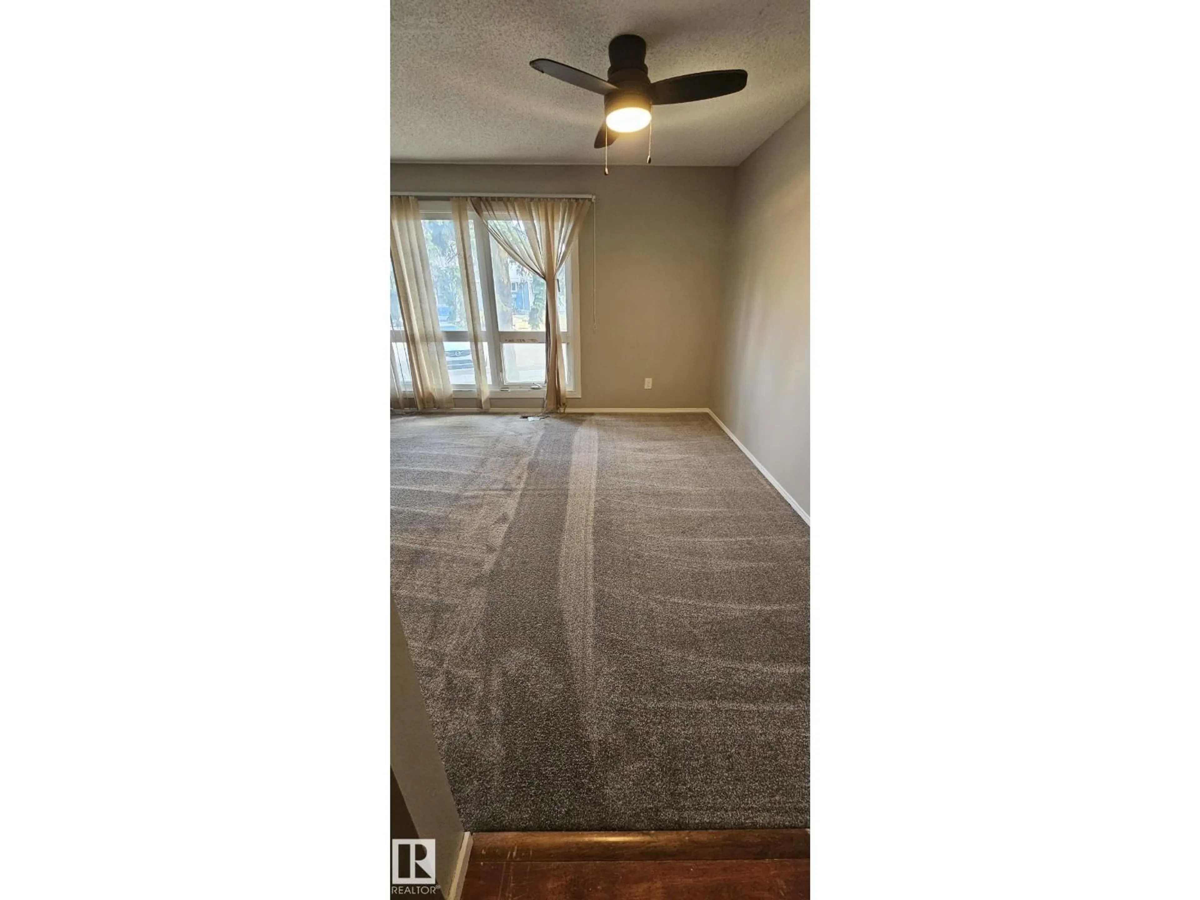 A pic of a room for 17049 100 ST, Edmonton Alberta T5X4R8