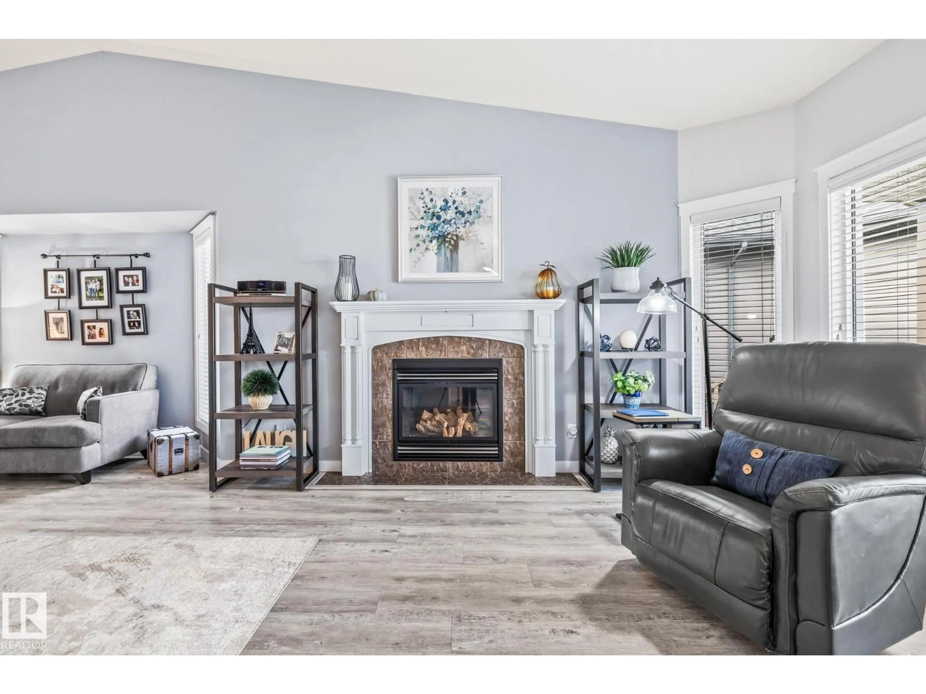 Living room with furniture, unknown for NW - 18931 89 AV, Edmonton Alberta T5T6B7