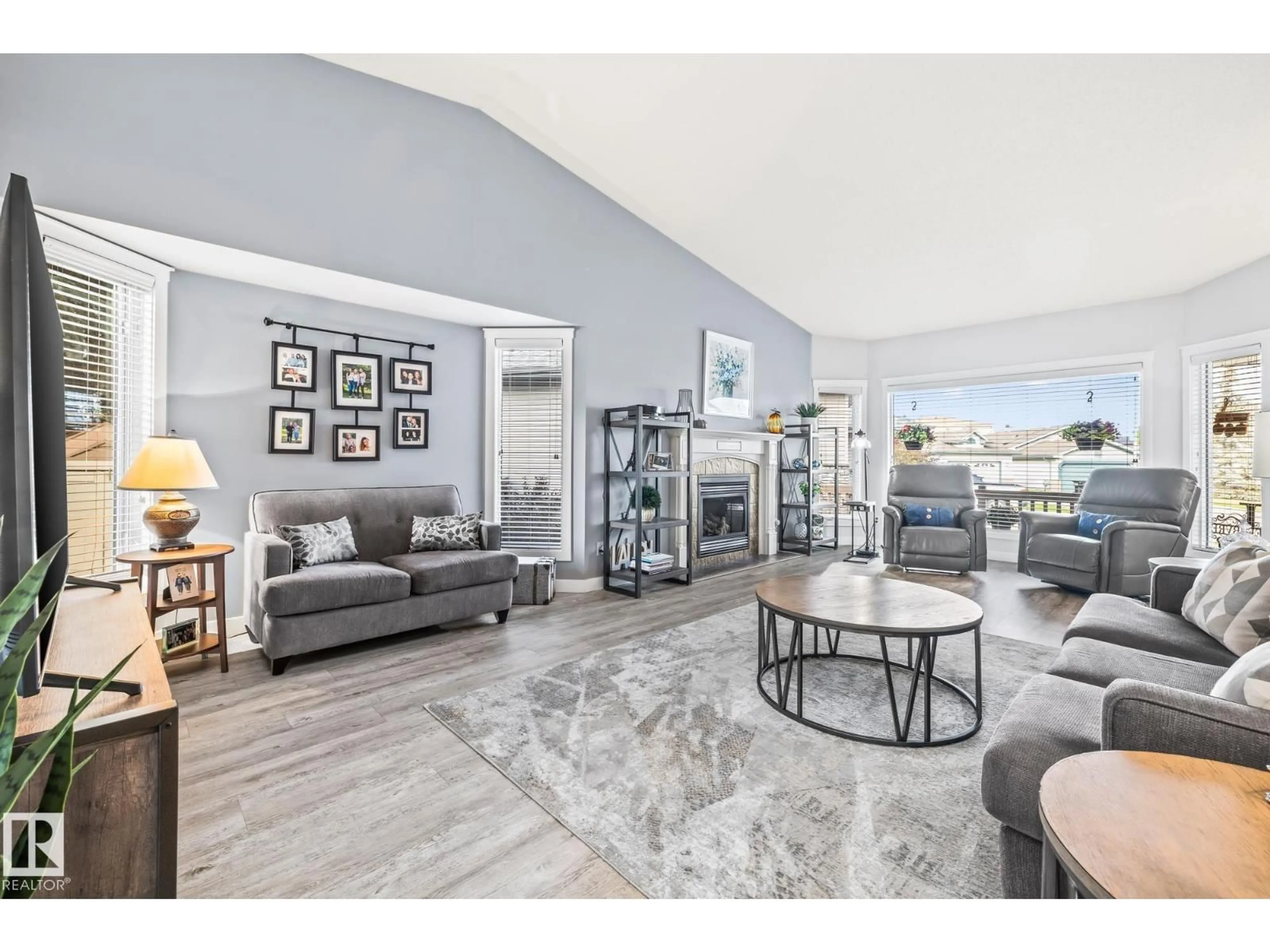 Living room with furniture, unknown for NW - 18931 89 AV, Edmonton Alberta T5T6B7