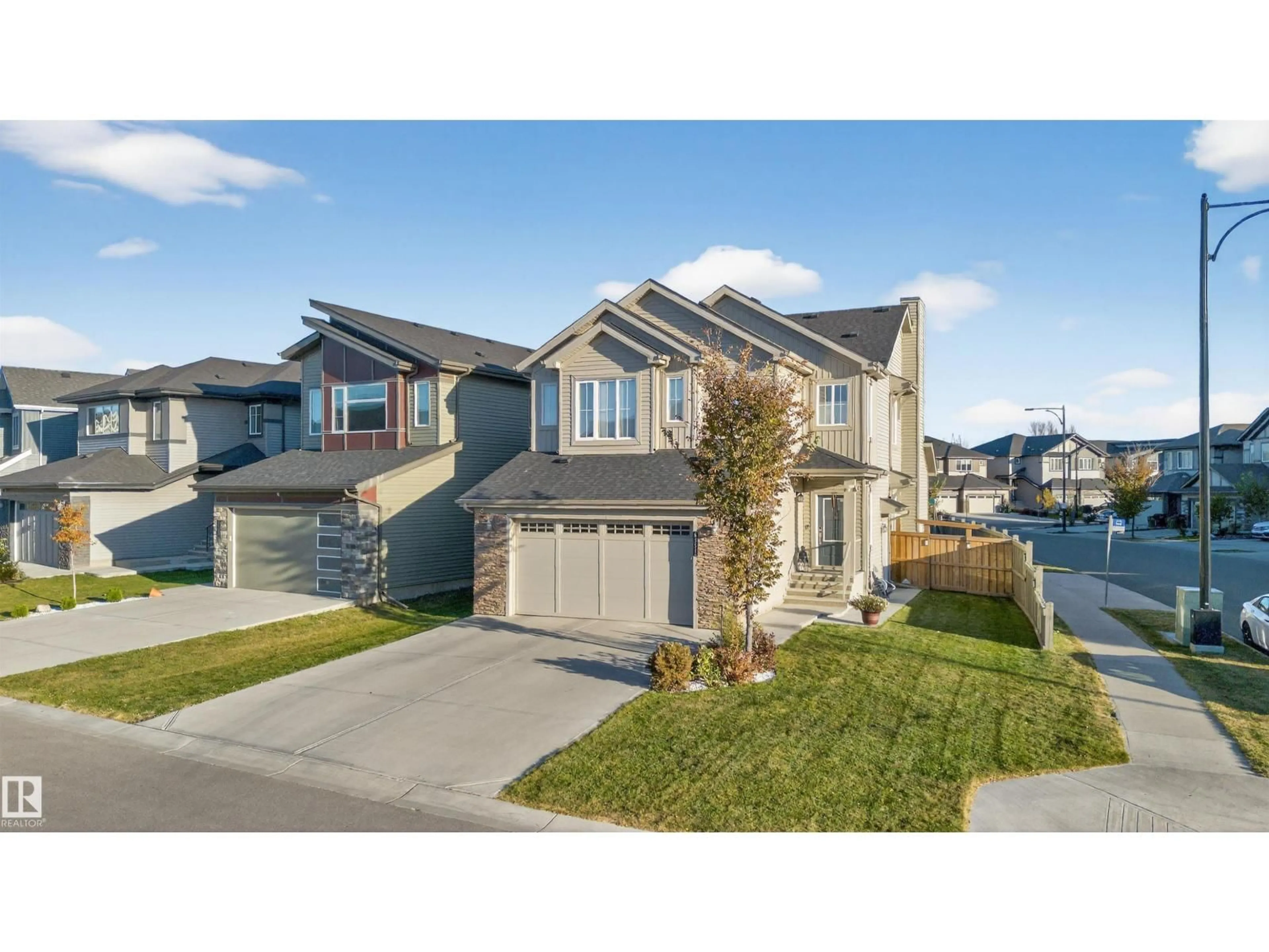 A pic from outside/outdoor area/front of a property/back of a property/a pic from drone, street for 6351 CRAWFORD LINK, Edmonton Alberta T6W3Y6
