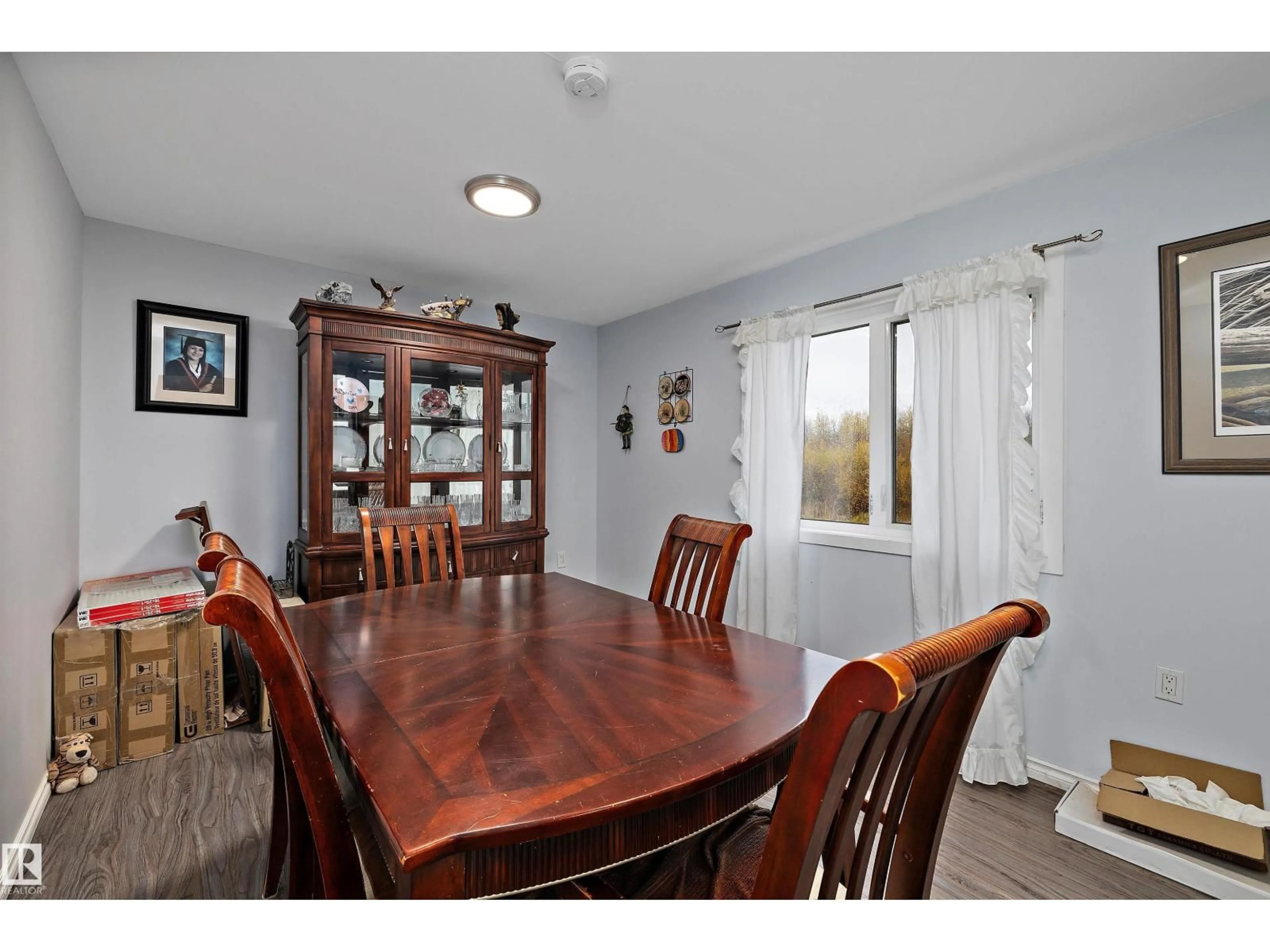 Dining room, wood/laminate floor for 4129 TWP ROAD 540, Rural Lac Ste. Anne County Alberta T0E0A1