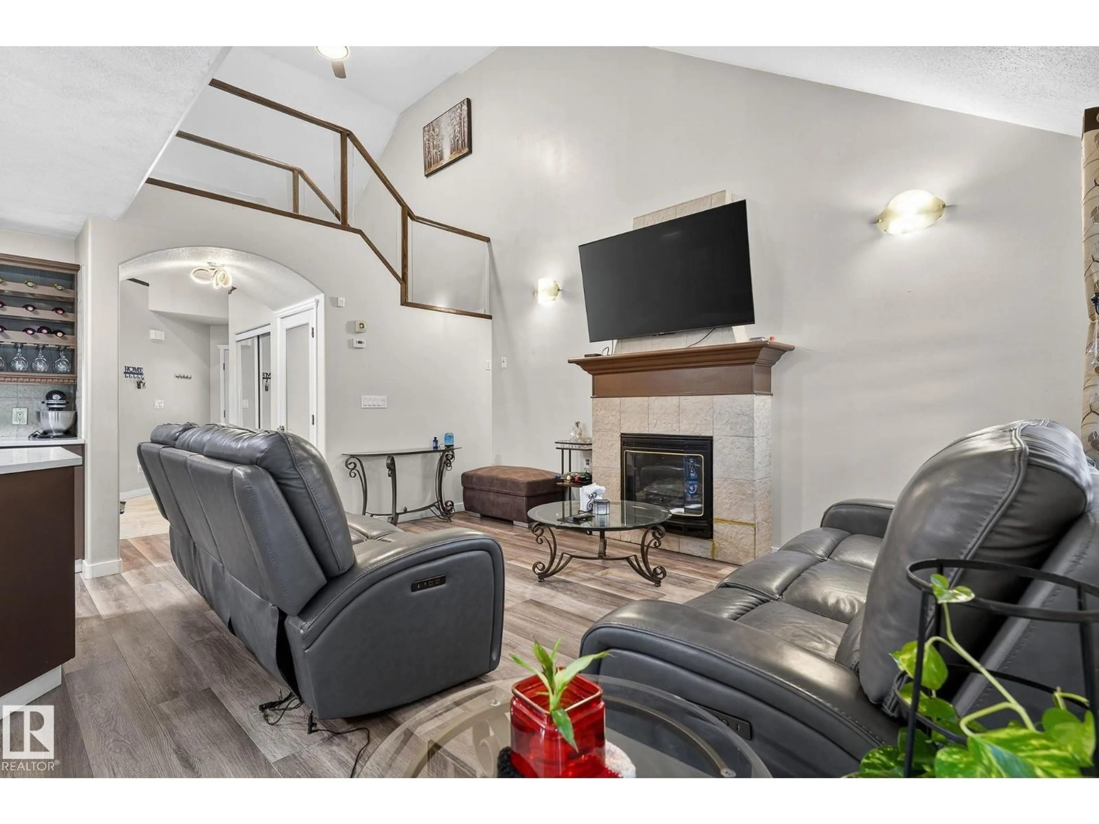 Living room with furniture, unknown for 3 - 1920 MILLWOODS ROAD EAST RD, Edmonton Alberta T6L7C7