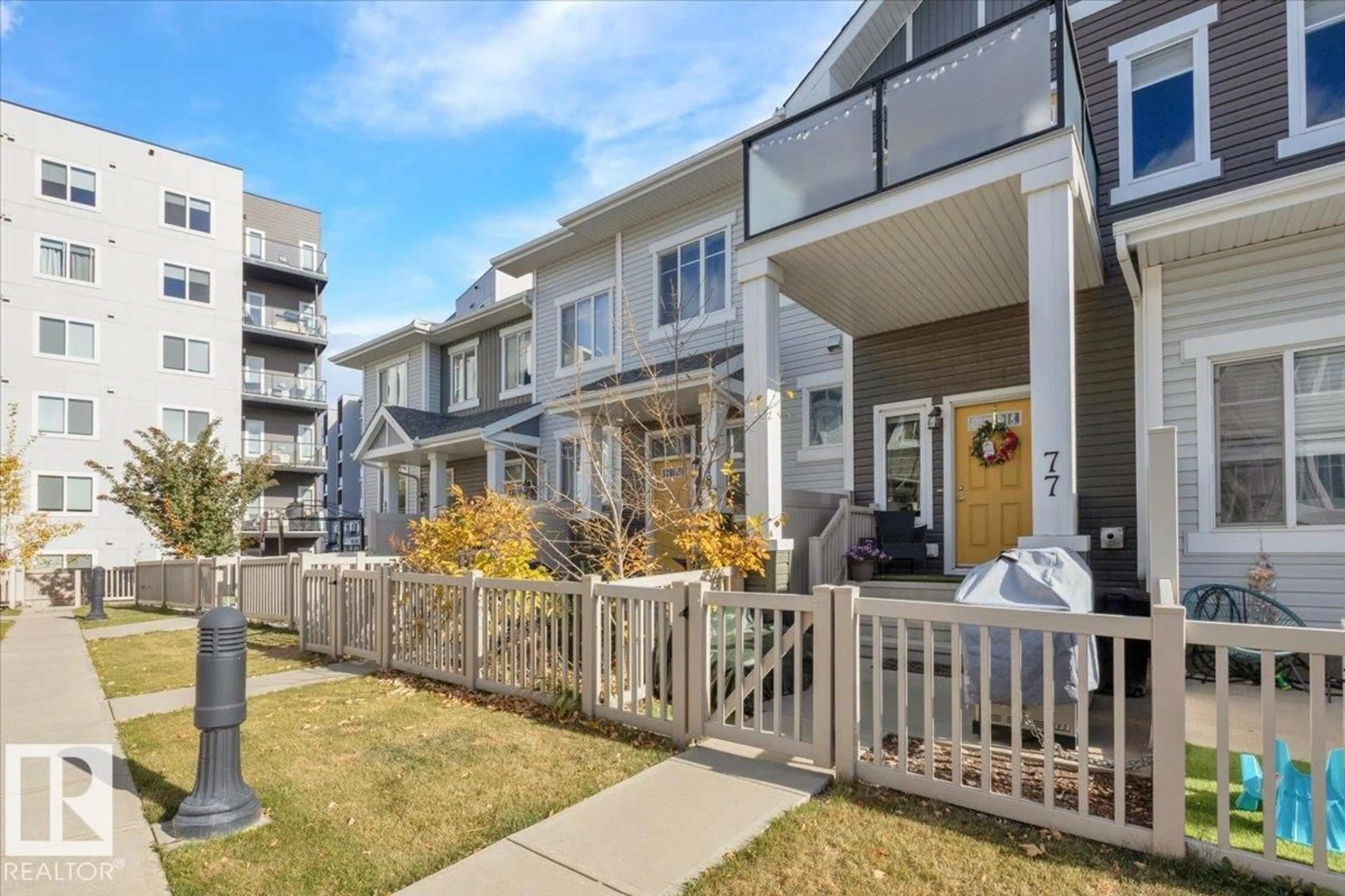 Patio, street for 77 - 2905 141 ST, Edmonton Alberta T6W3M4