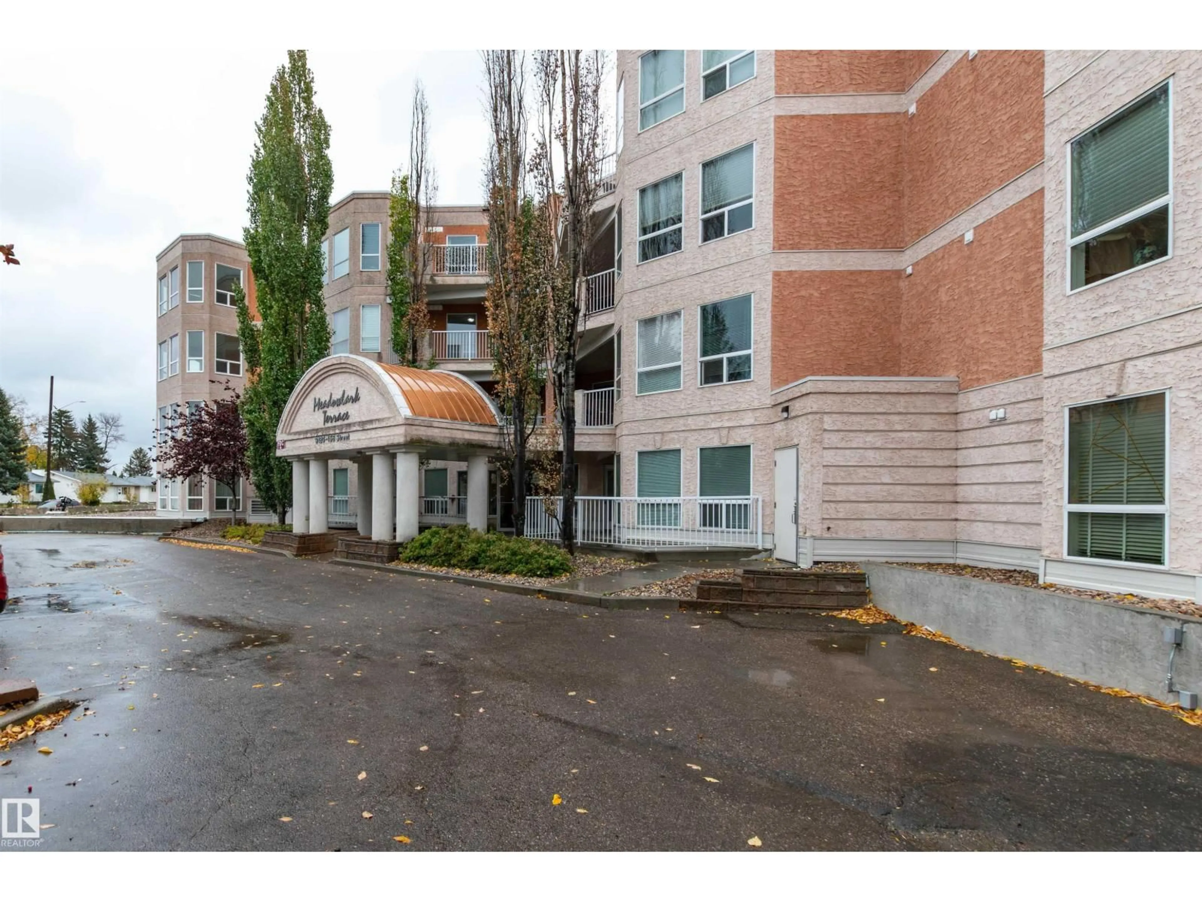 Unknown for #104 - 9120 156 ST, Edmonton Alberta T5R1Y8