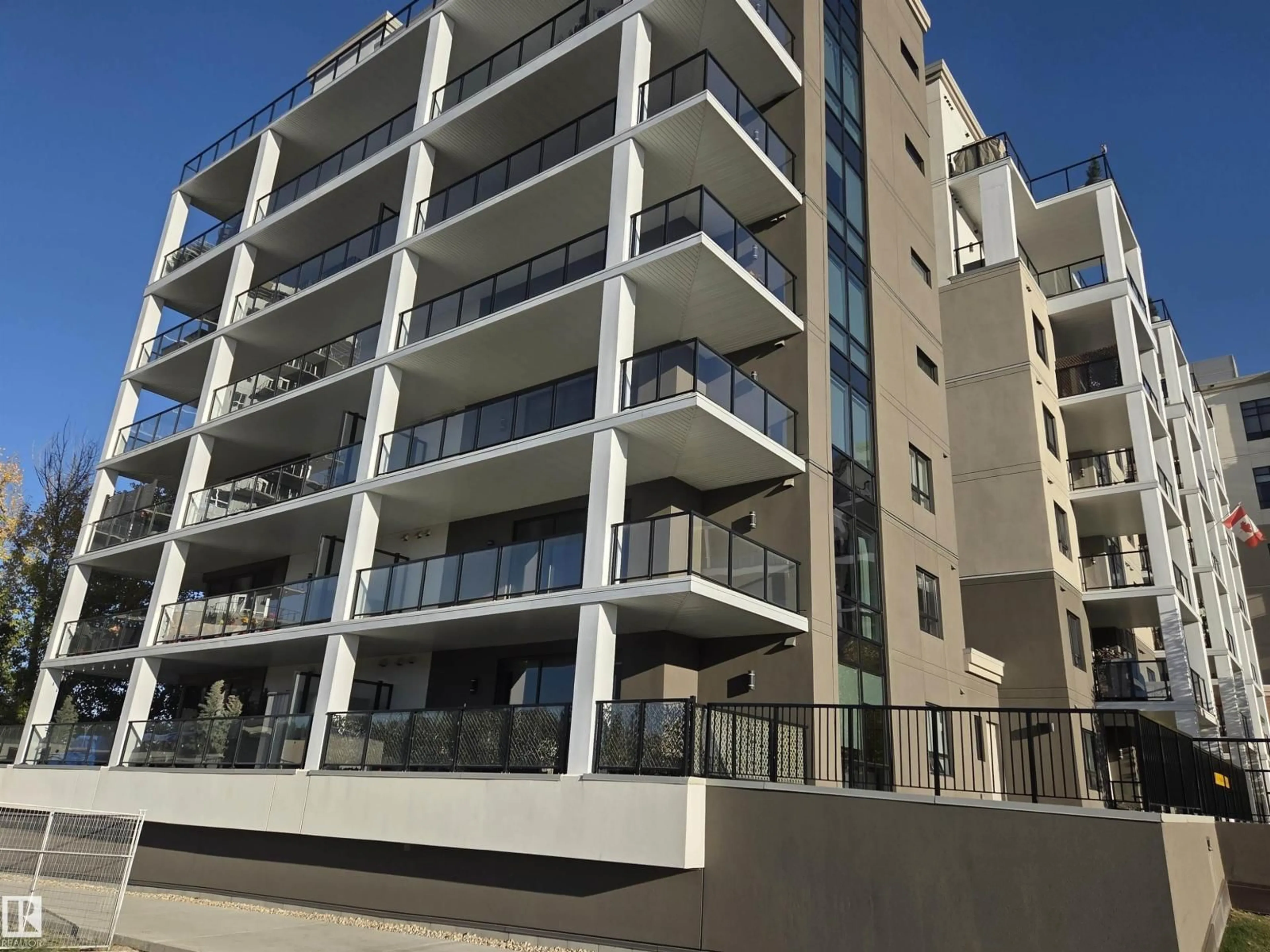 Balcony in the apartment, unknown for 200 - 542 BELLEROSE DR, St. Albert Alberta T8N7P7