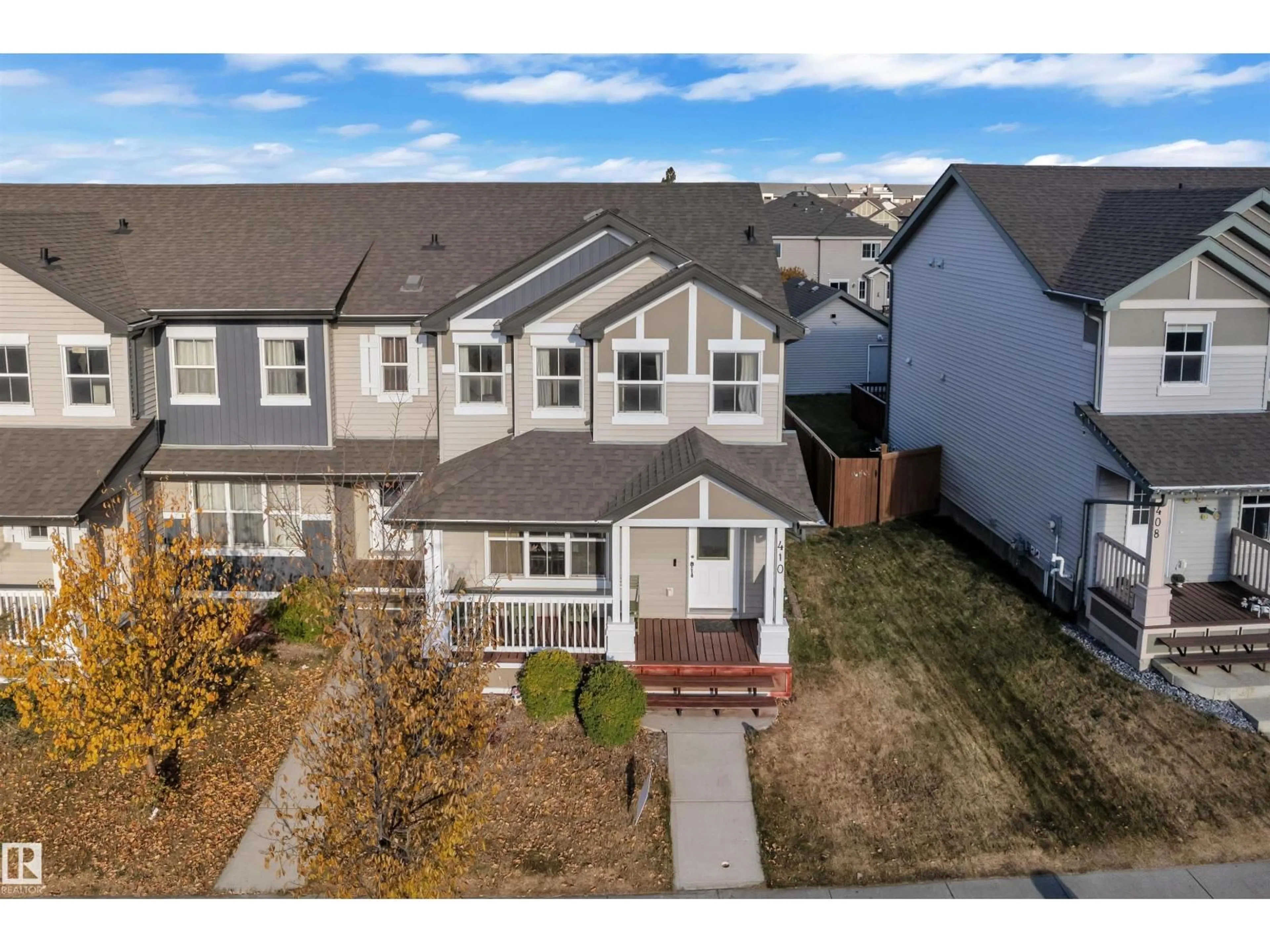 A pic from outside/outdoor area/front of a property/back of a property/a pic from drone, street for 410 WATT BV, Edmonton Alberta T6X1R1