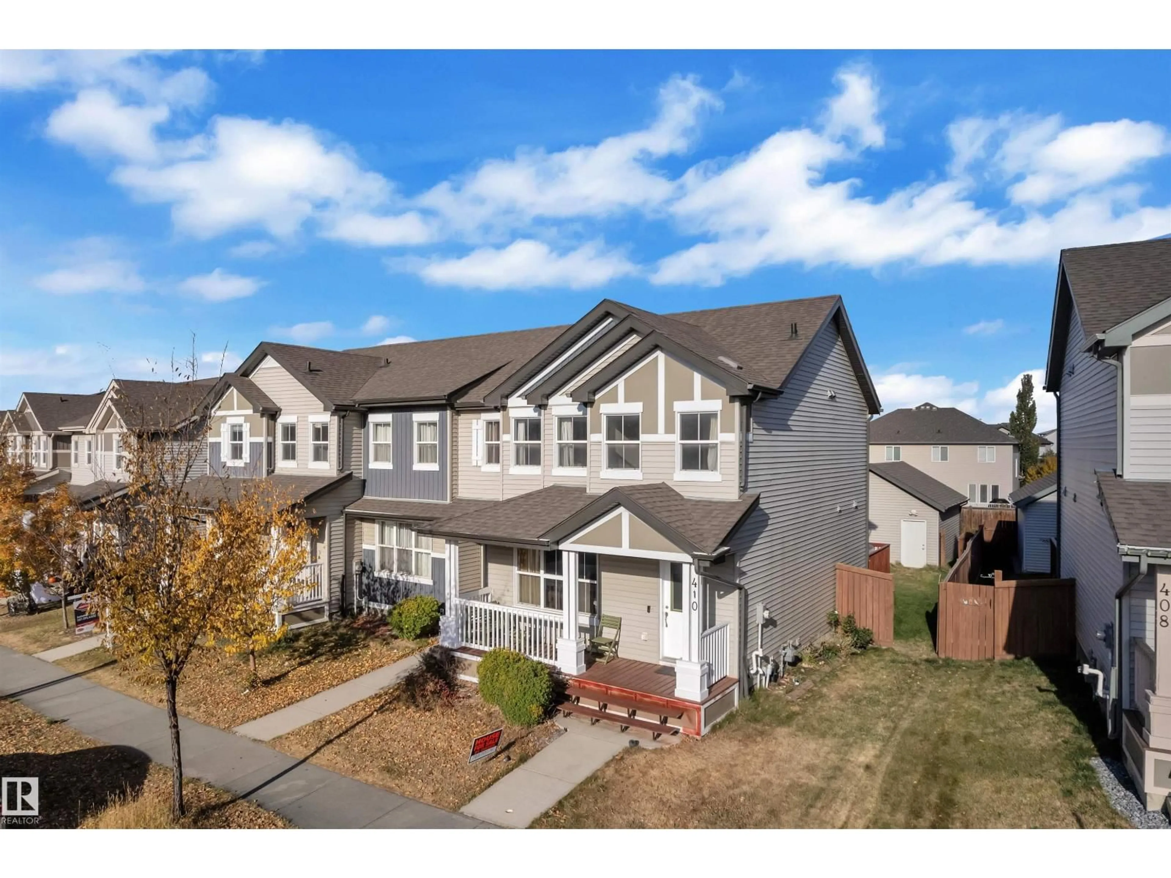A pic from outside/outdoor area/front of a property/back of a property/a pic from drone, street for 410 WATT BV, Edmonton Alberta T6X1R1