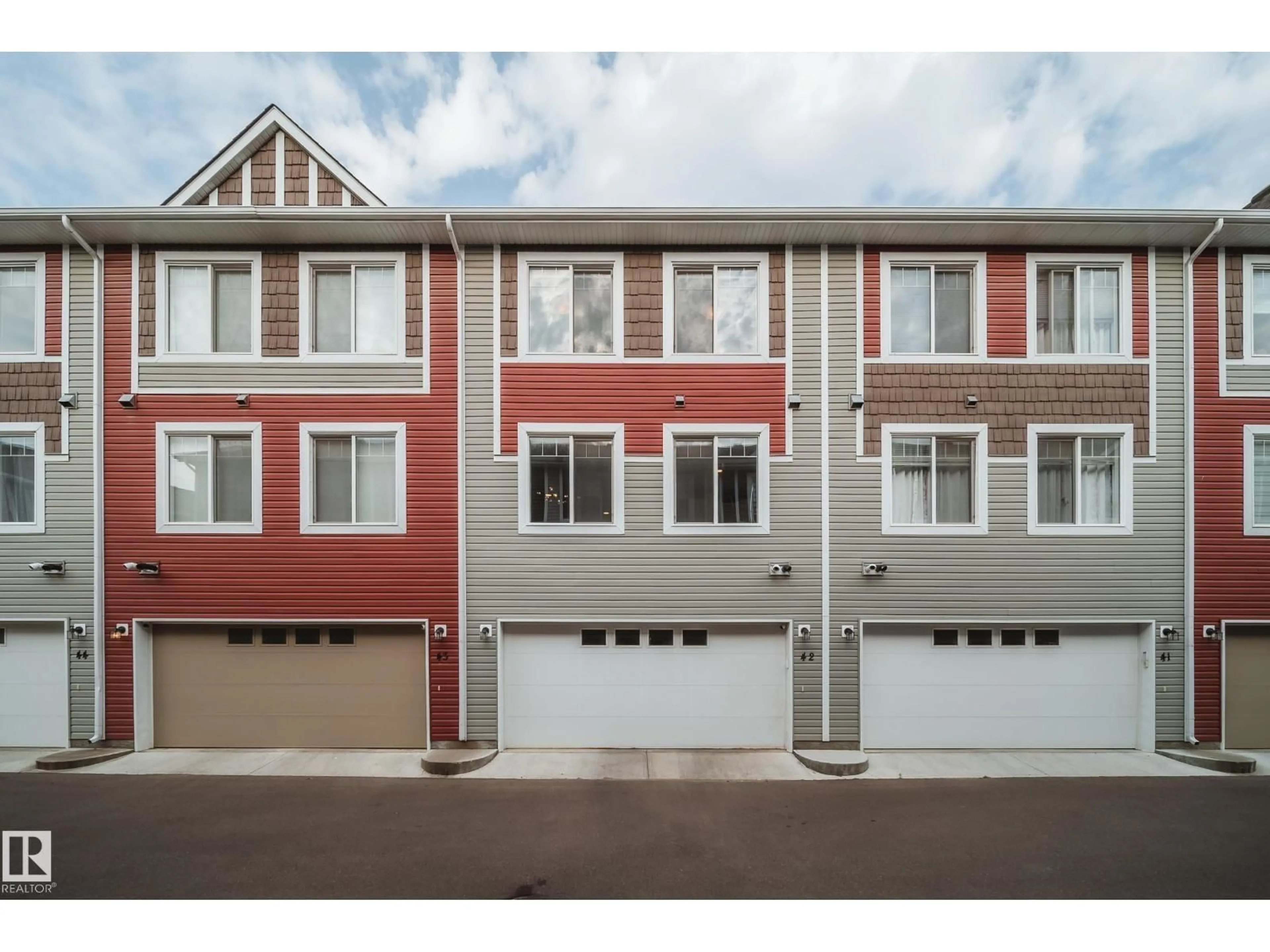 Unknown for #42 - 2922 MAPLE WY, Edmonton Alberta T5T1A5