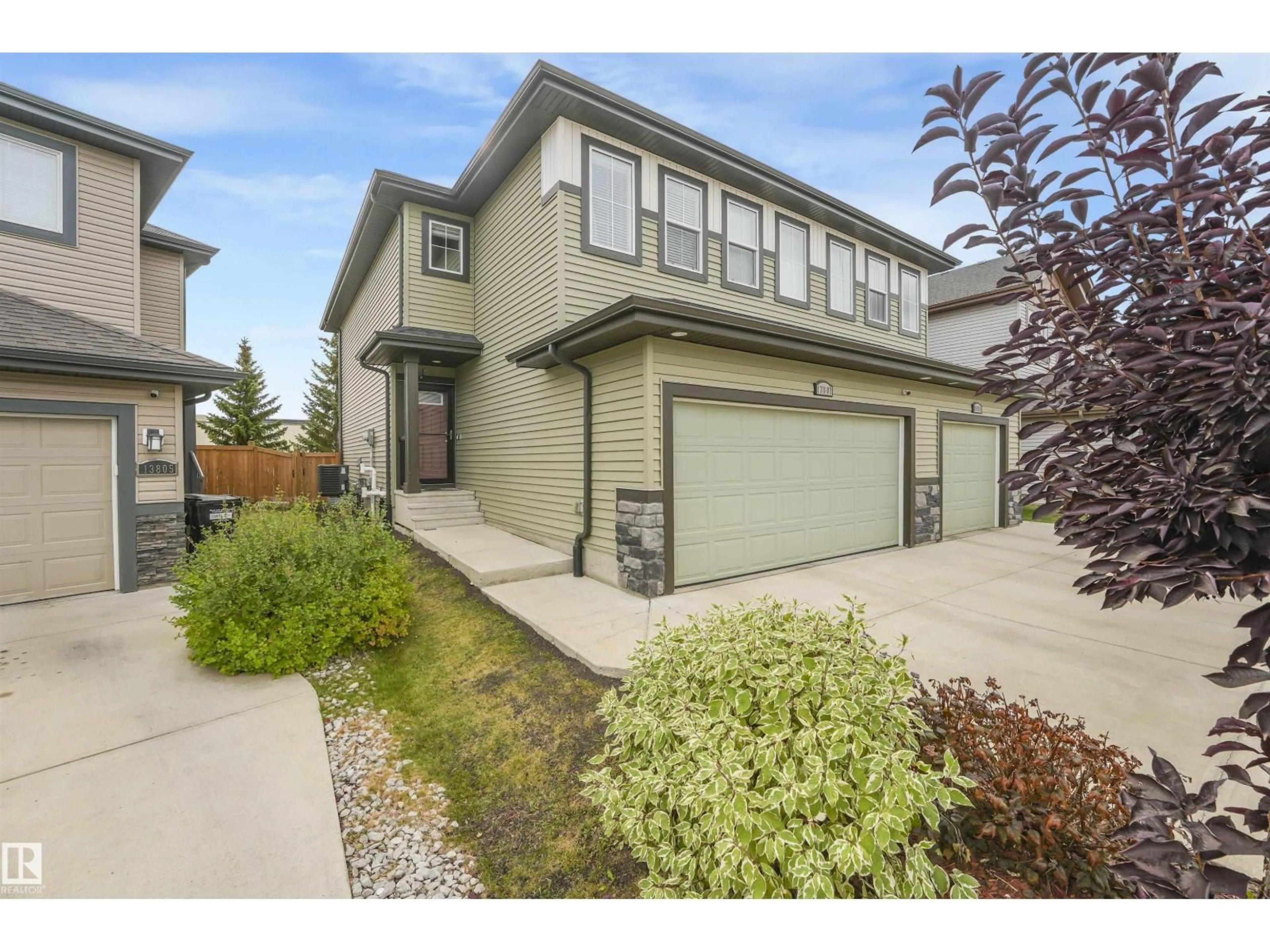 A pic from outside/outdoor area/front of a property/back of a property/a pic from drone, street for 13807 138 AV, Edmonton Alberta T6V0M1