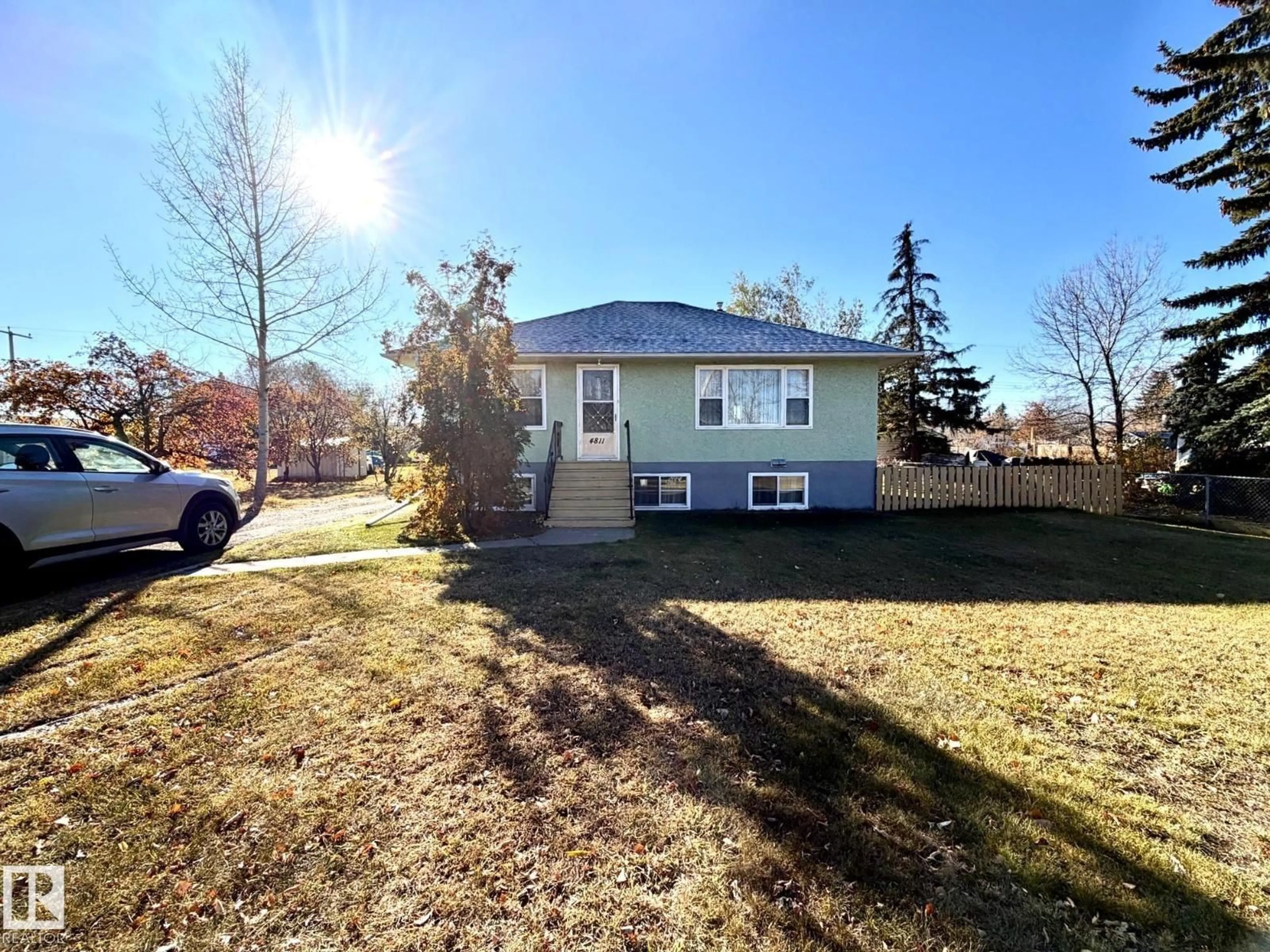 A pic from outside/outdoor area/front of a property/back of a property/a pic from drone, street for 4811 51 AV, Lamont Alberta T0B2R0