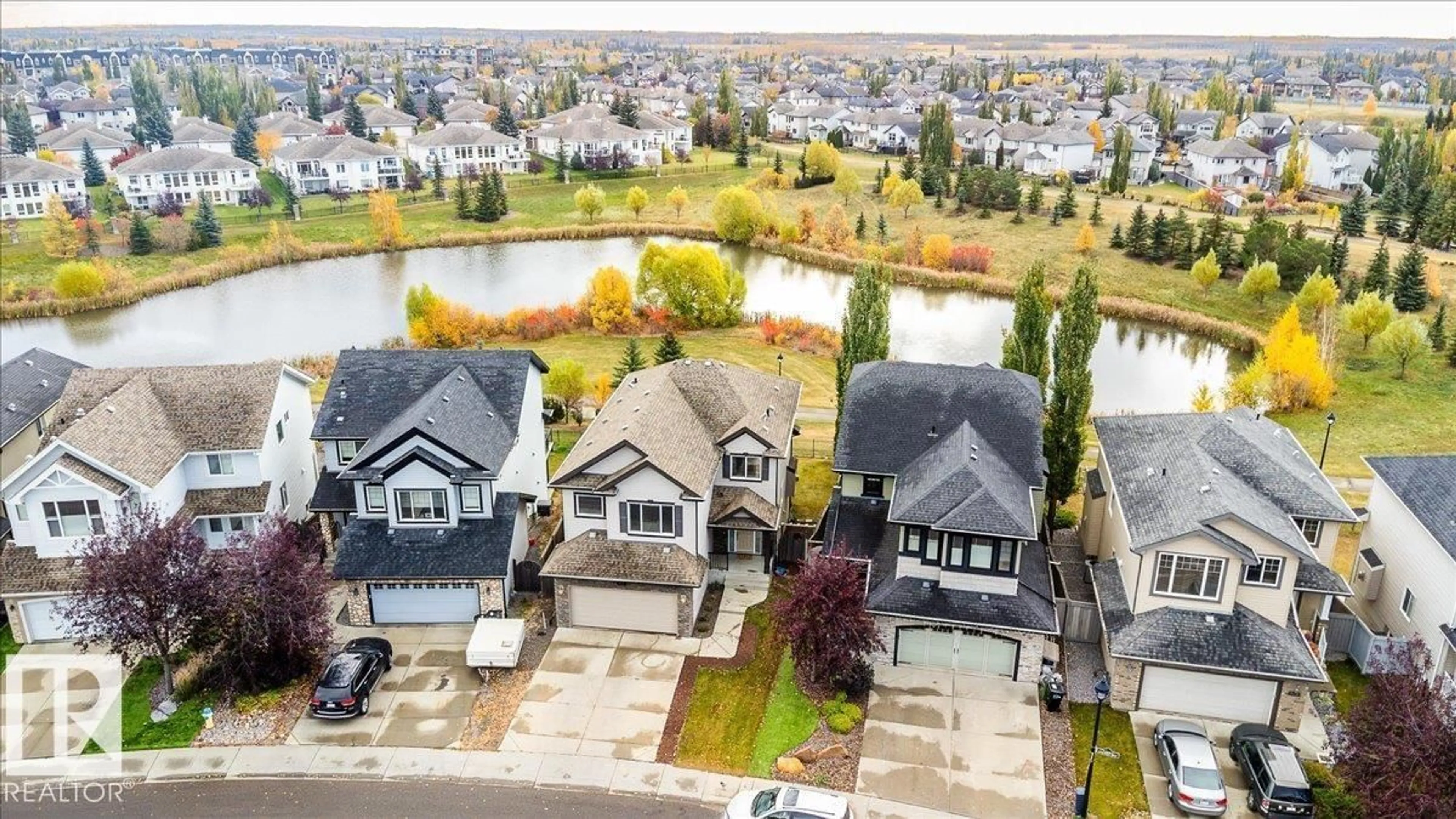 A pic from outside/outdoor area/front of a property/back of a property/a pic from drone, water/lake/river/ocean view for 7521 SPEAKER WY, Edmonton Alberta T6R0P2