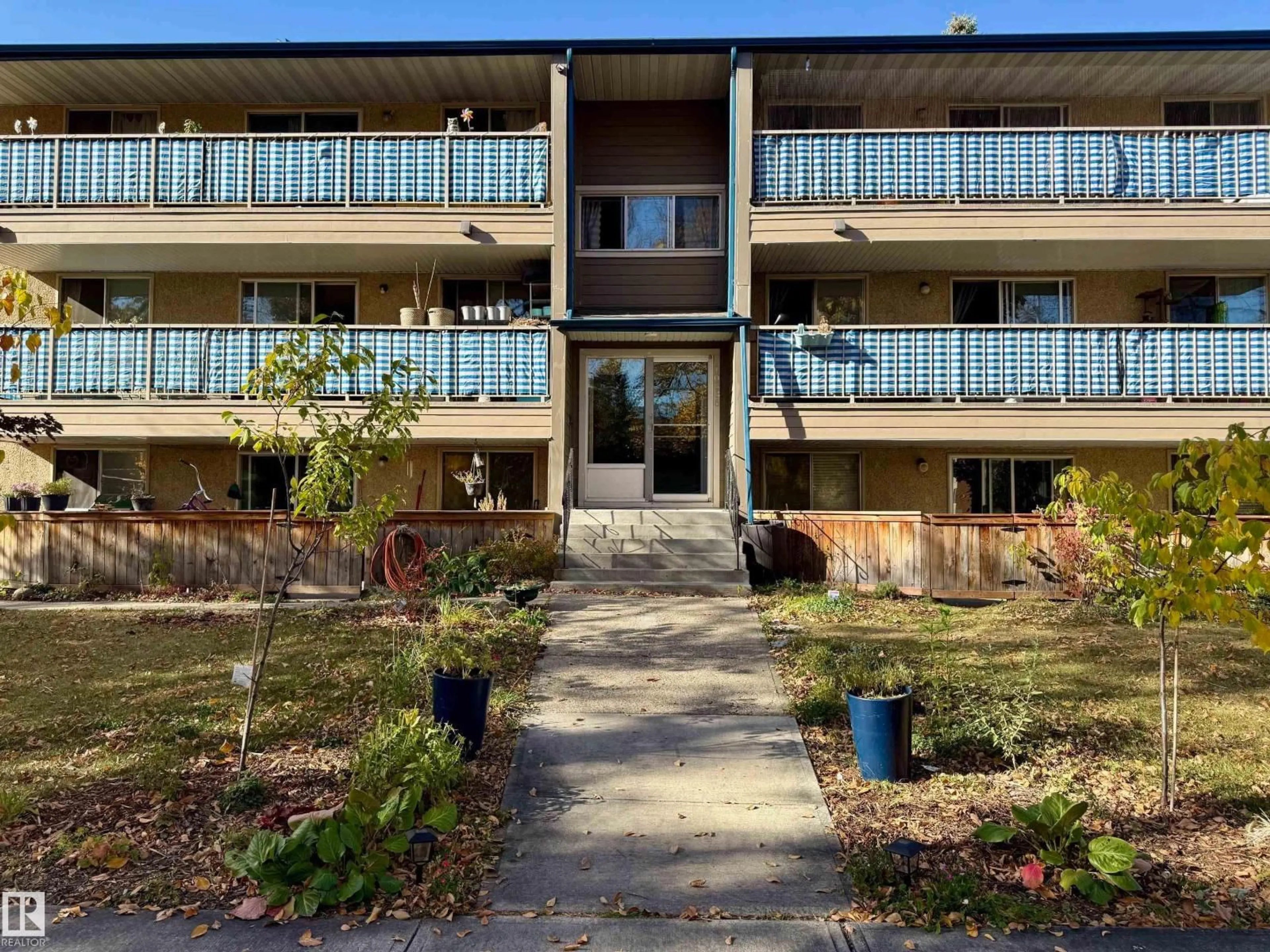 Unknown for #3 - 10836 116 ST, Edmonton Alberta T5H3N5