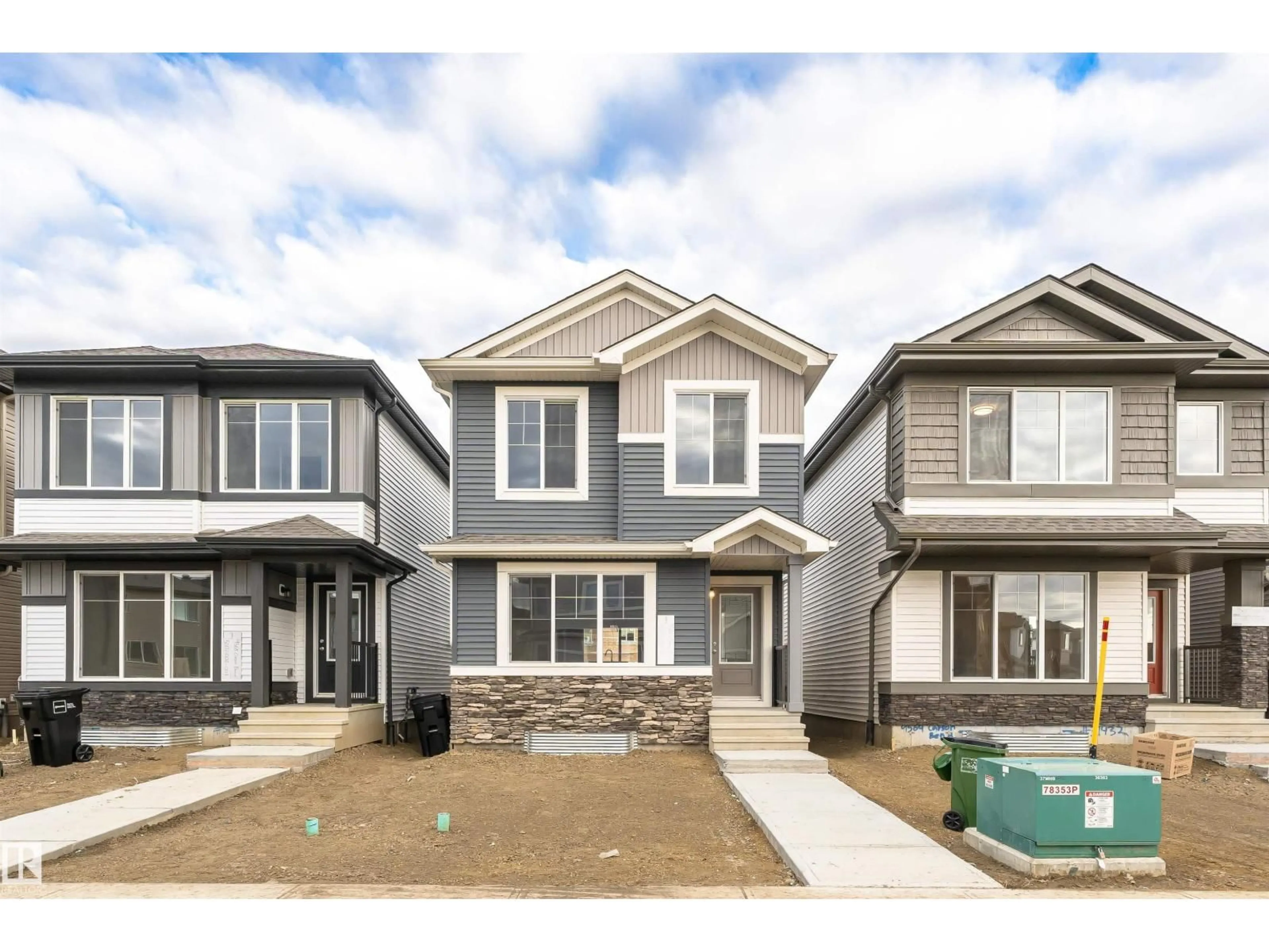 Home with vinyl exterior material, street for SW - 9566 CARSON BN, Edmonton Alberta T6W5H6