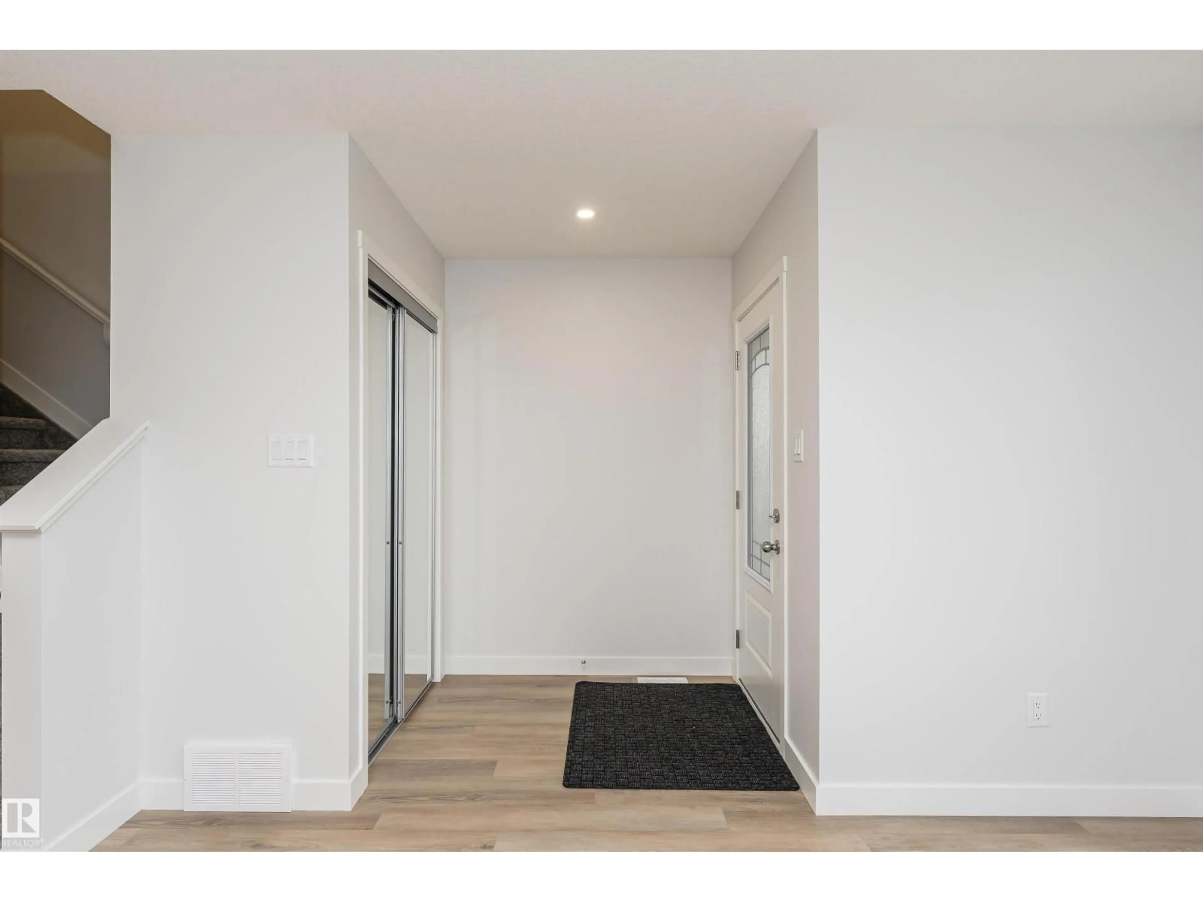 Indoor entryway for SW - 9566 CARSON BN, Edmonton Alberta T6W5H6