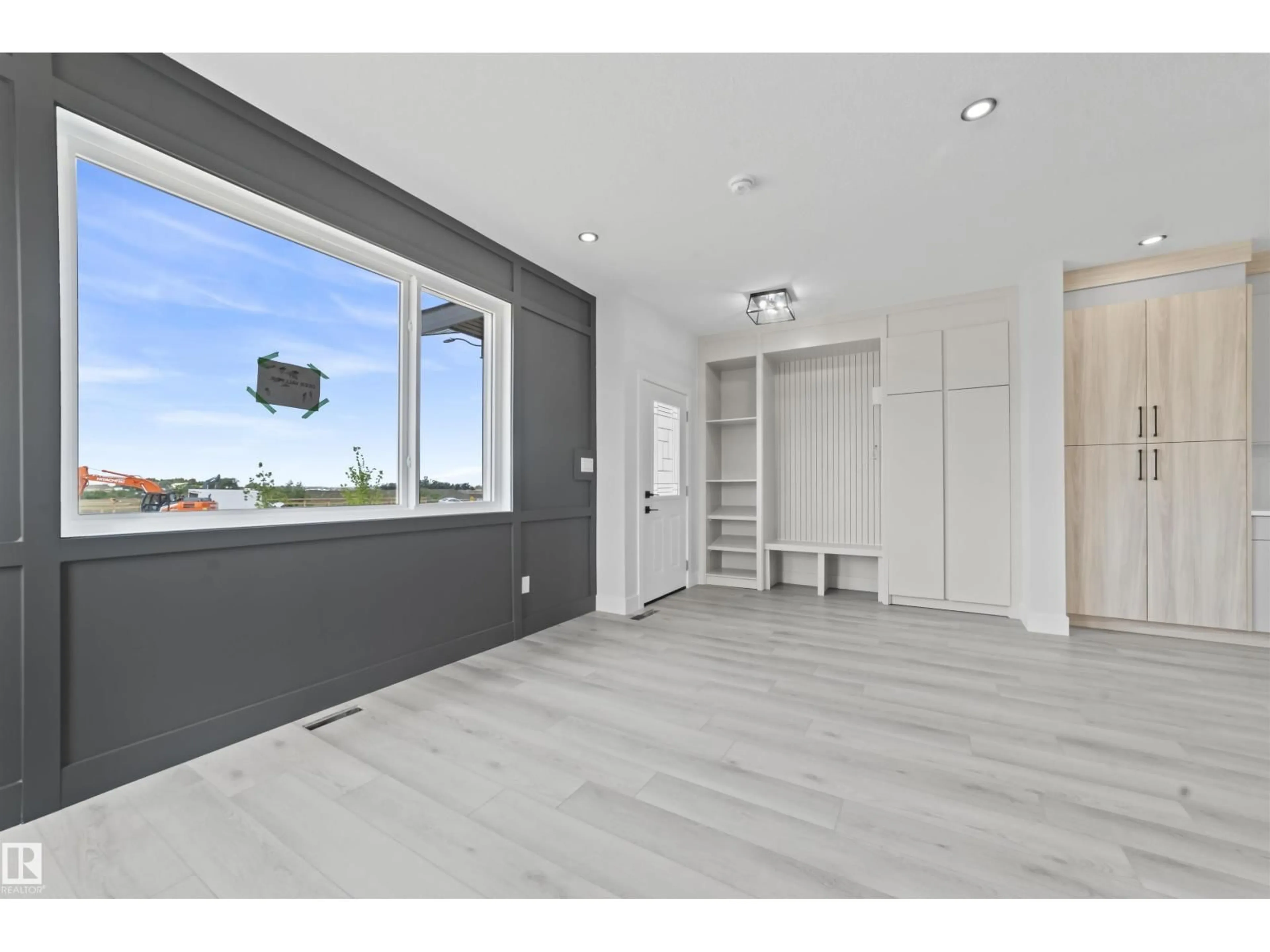 Unknown for 201 DEER DR, Leduc Alberta T9E1S8