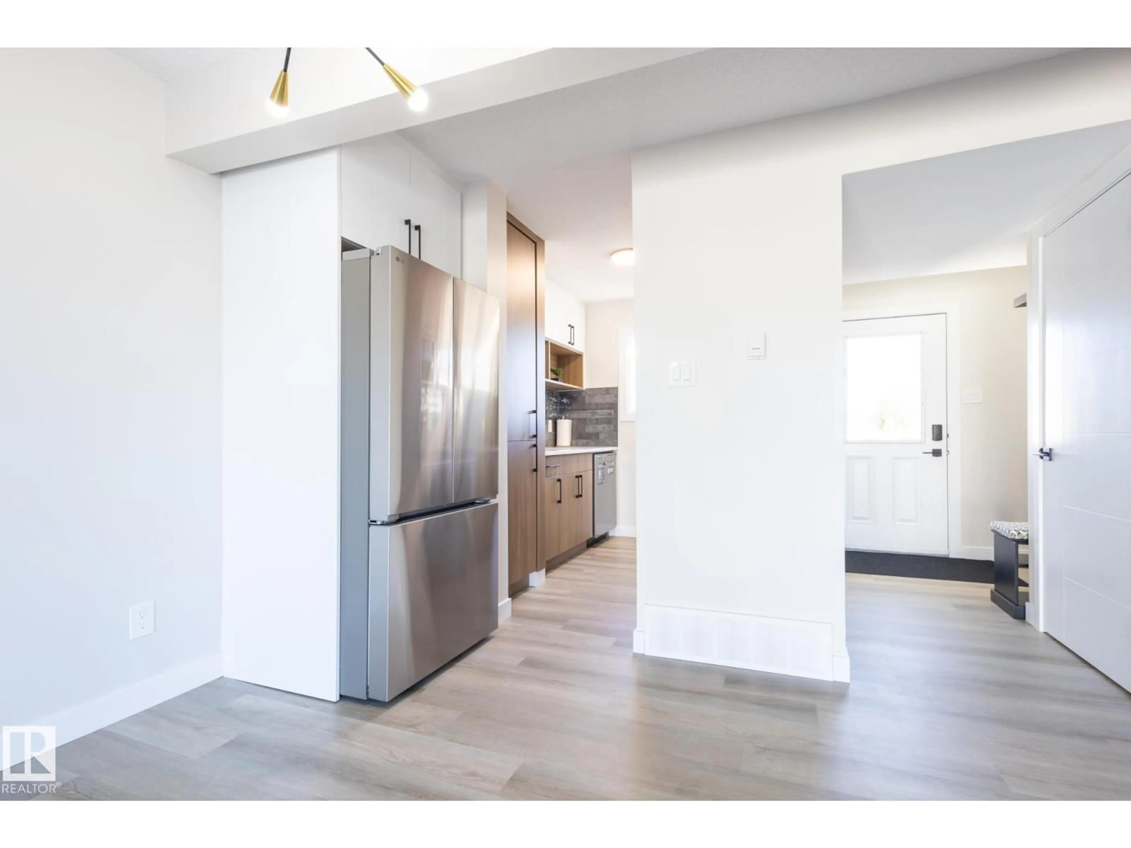 Open concept kitchen, unknown for 11516 139 AV, Edmonton Alberta T5X3L4