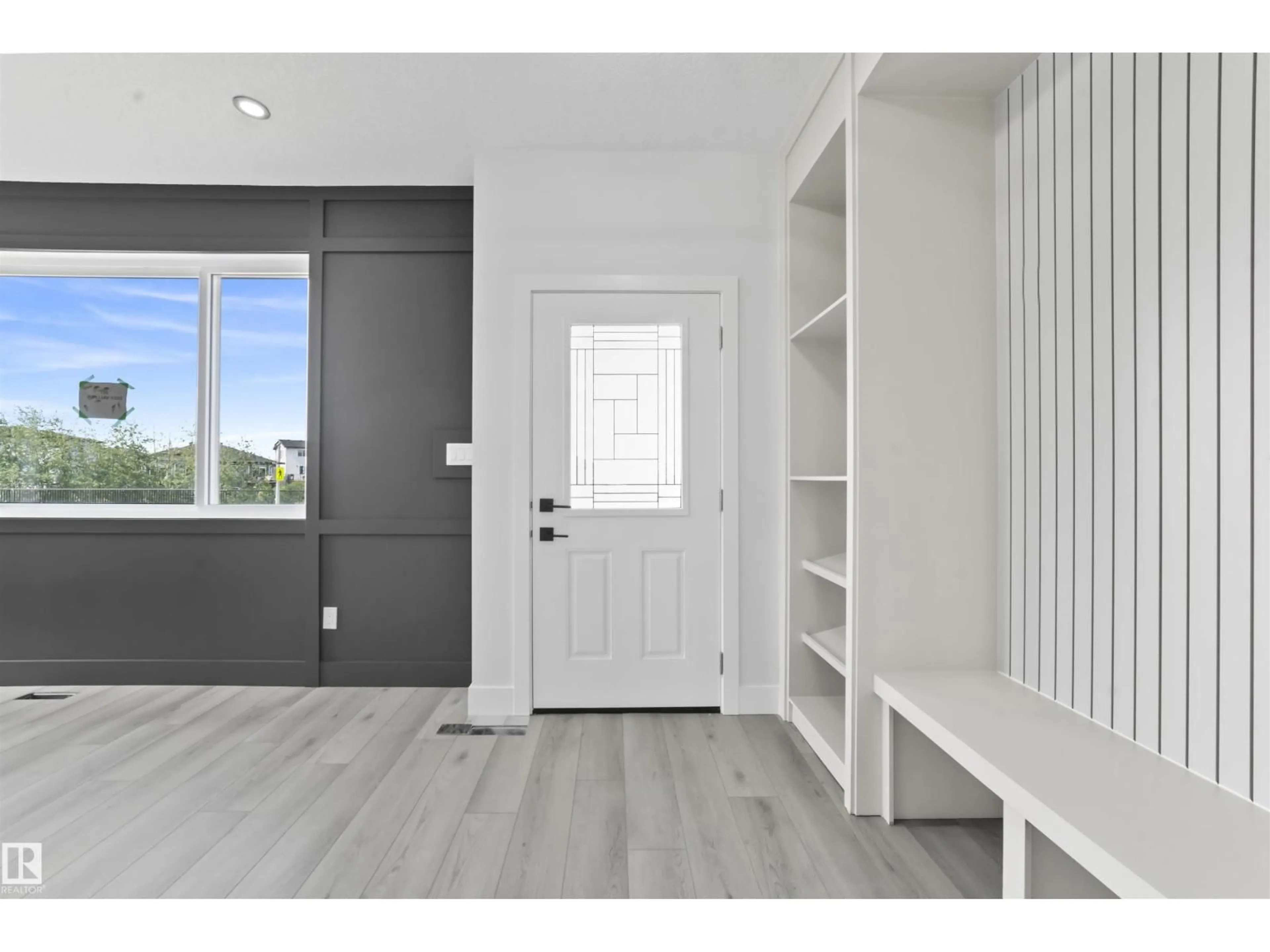 Indoor entryway for 203 DEER VALLEY DR, Leduc Alberta T9E1S8