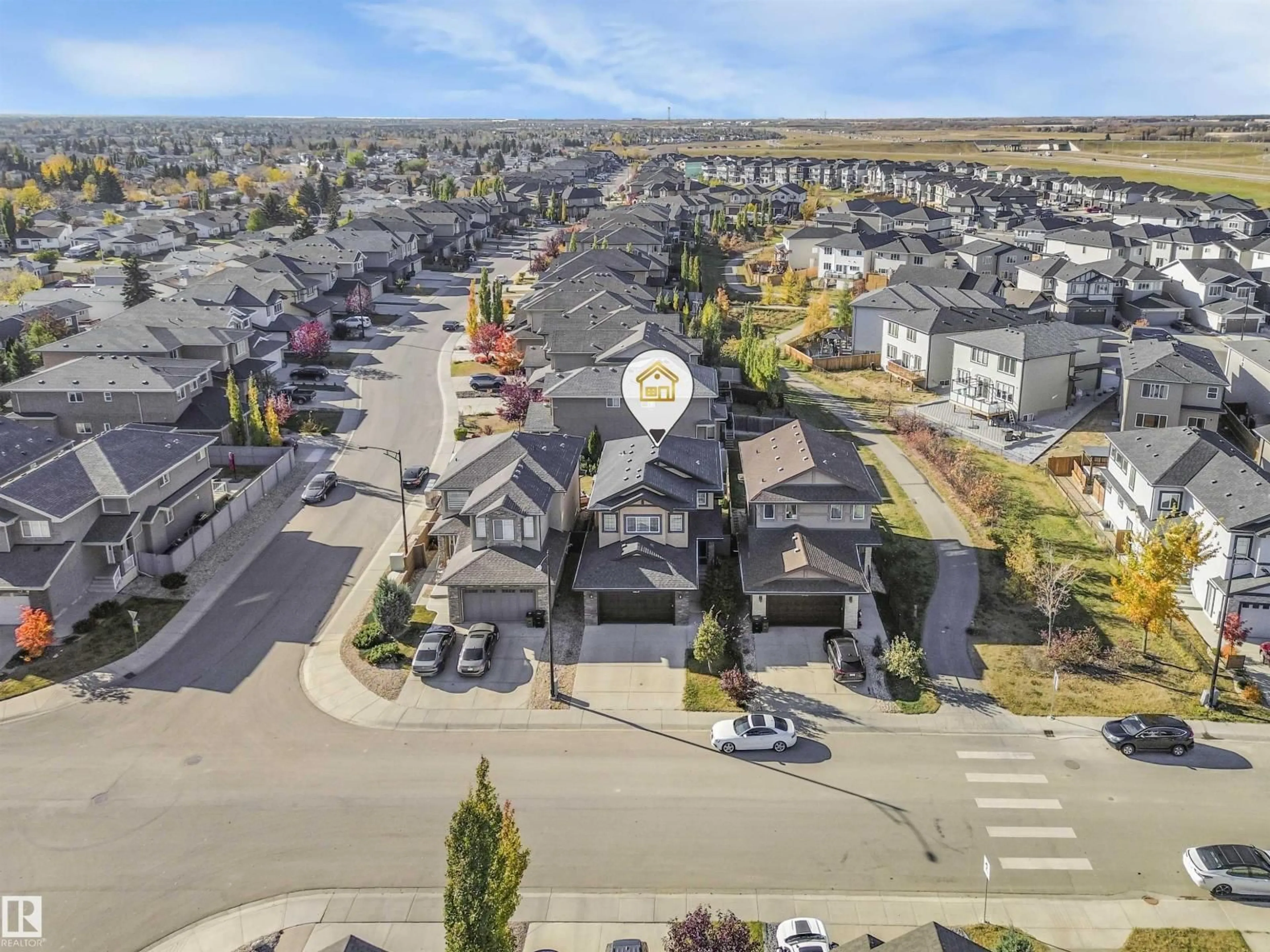 A pic from outside/outdoor area/front of a property/back of a property/a pic from drone, street for 18108 89 ST, Edmonton Alberta T5Z0J5