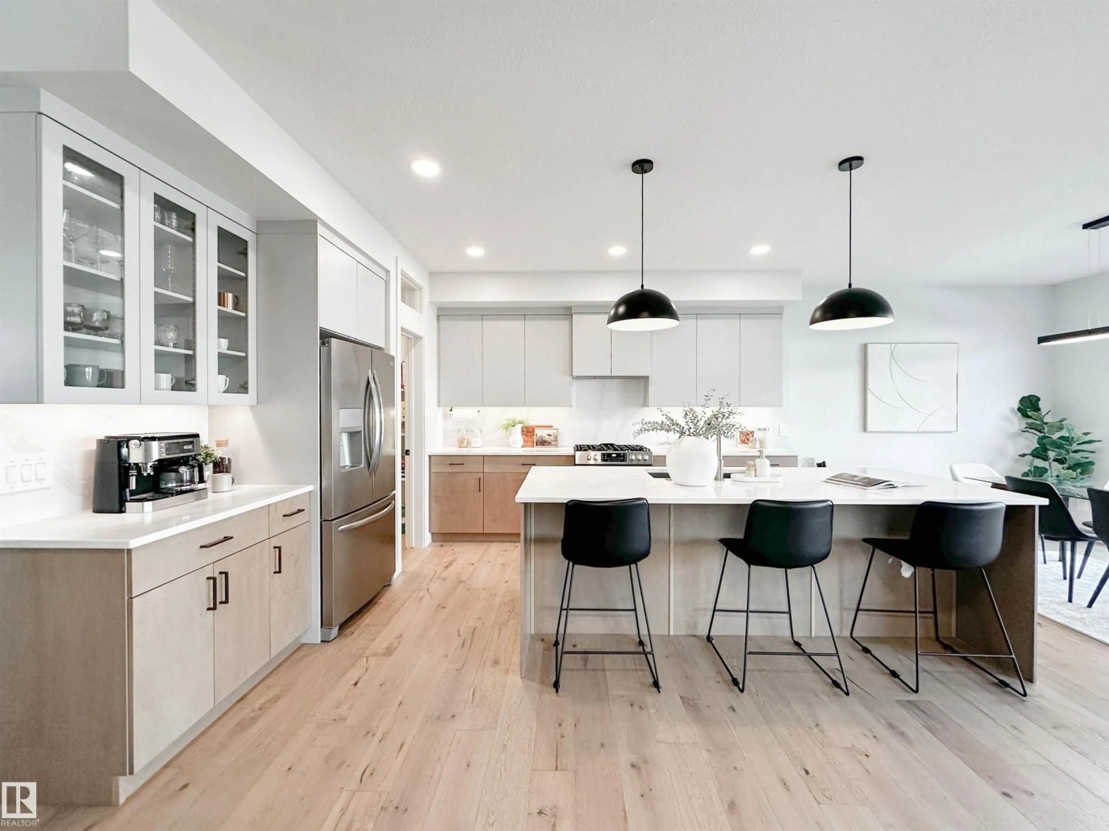 Open concept kitchen, wood/laminate floor for 52 JAMISON CR, St. Albert Alberta T8N7V4