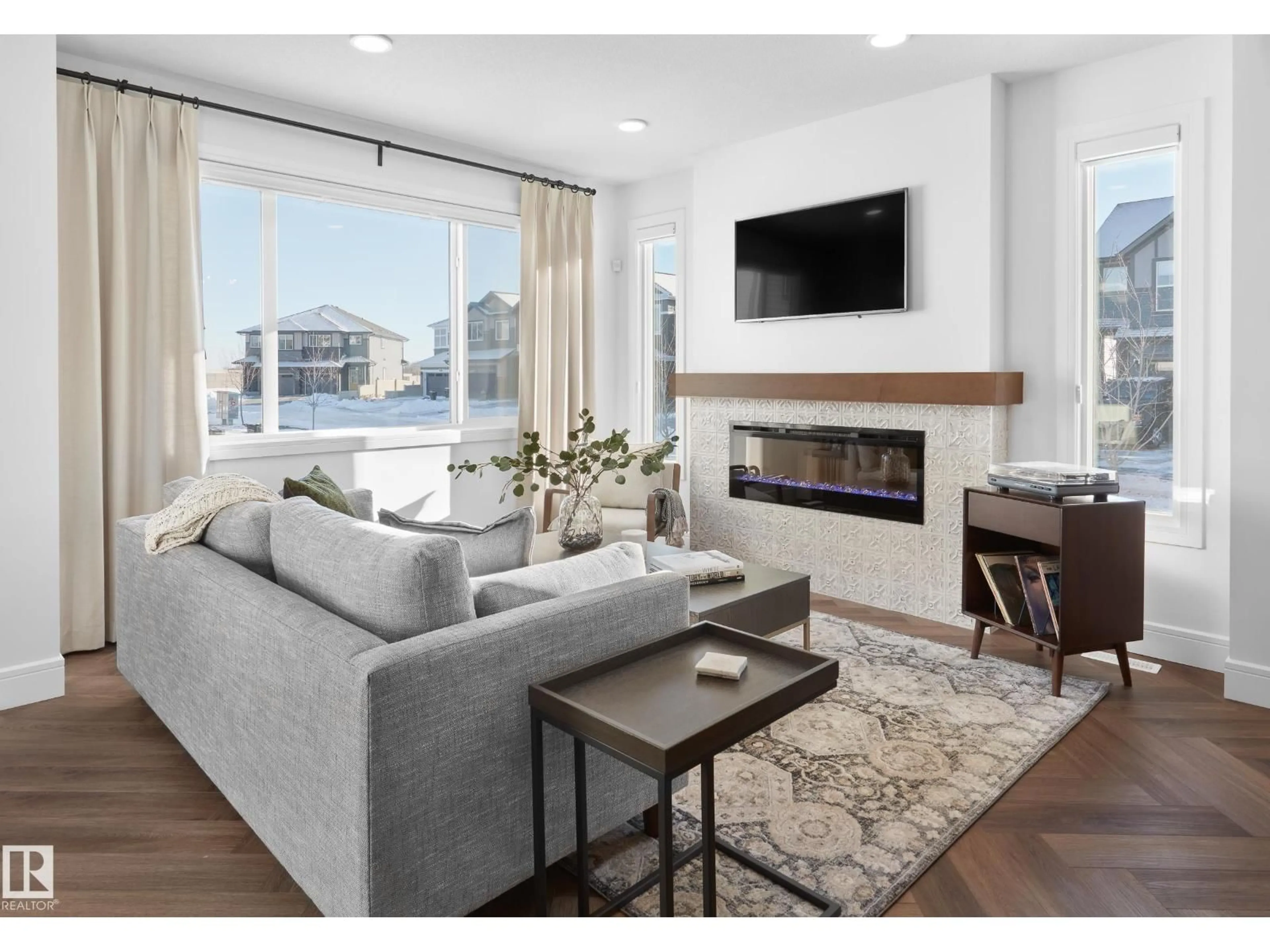 Living room with furniture, unknown for 2427 CHOKECHERRY LI, Edmonton Alberta T6X2M8