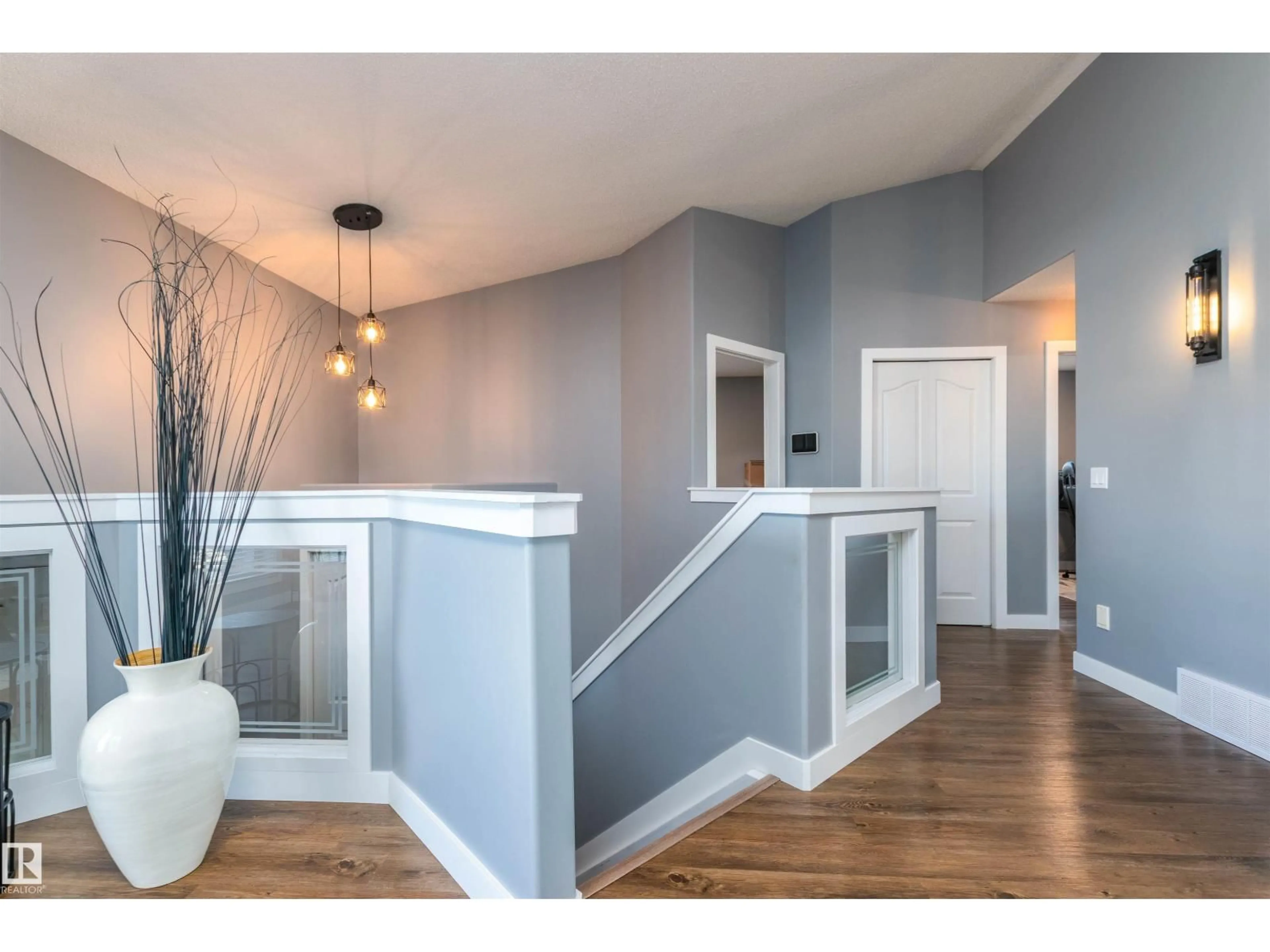 Indoor entryway for 225 FORREST DR, Sherwood Park Alberta T8A6G6