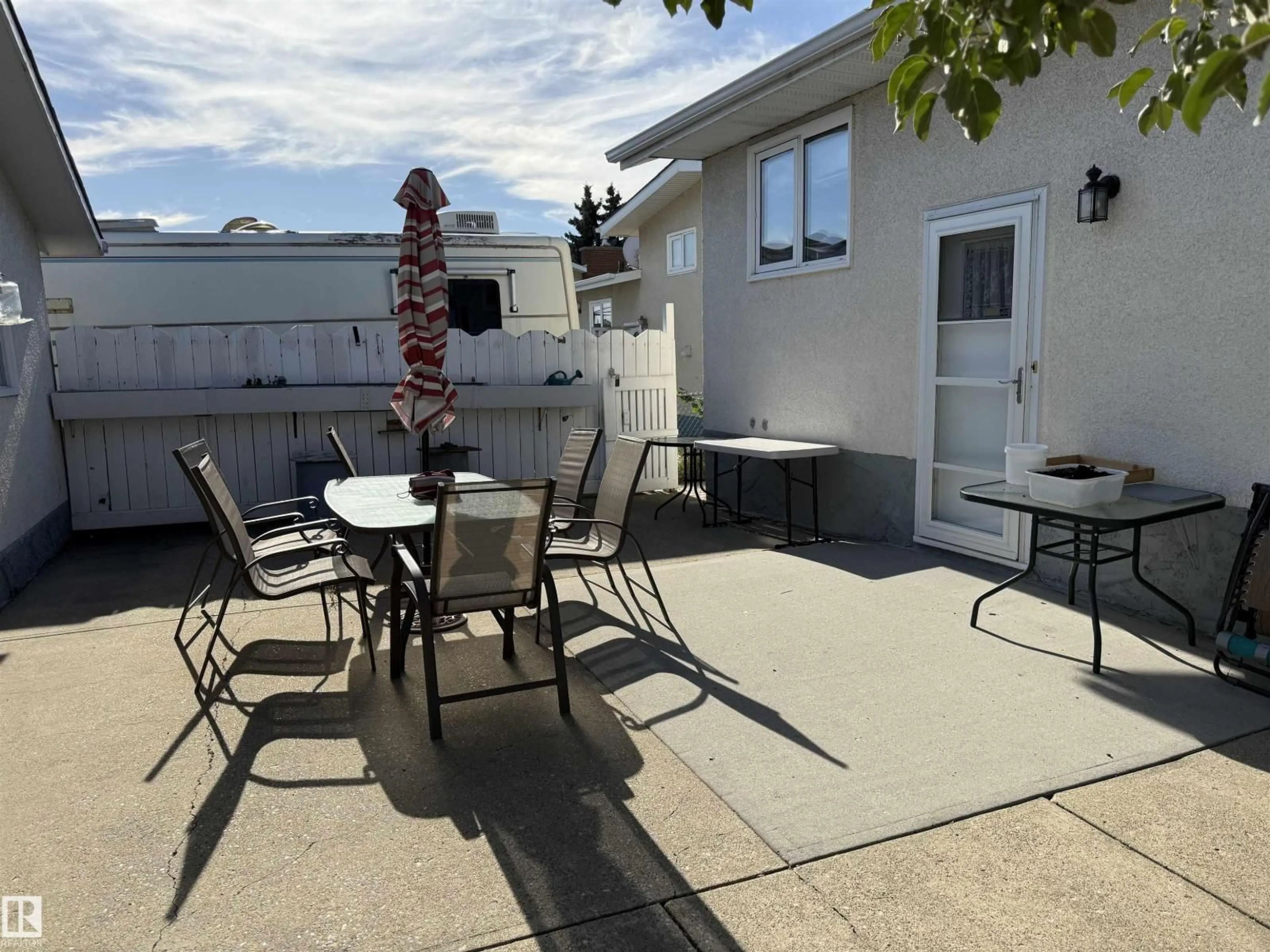 Patio, street for NW - 14107 96 ST, Edmonton Alberta T5E5Z3