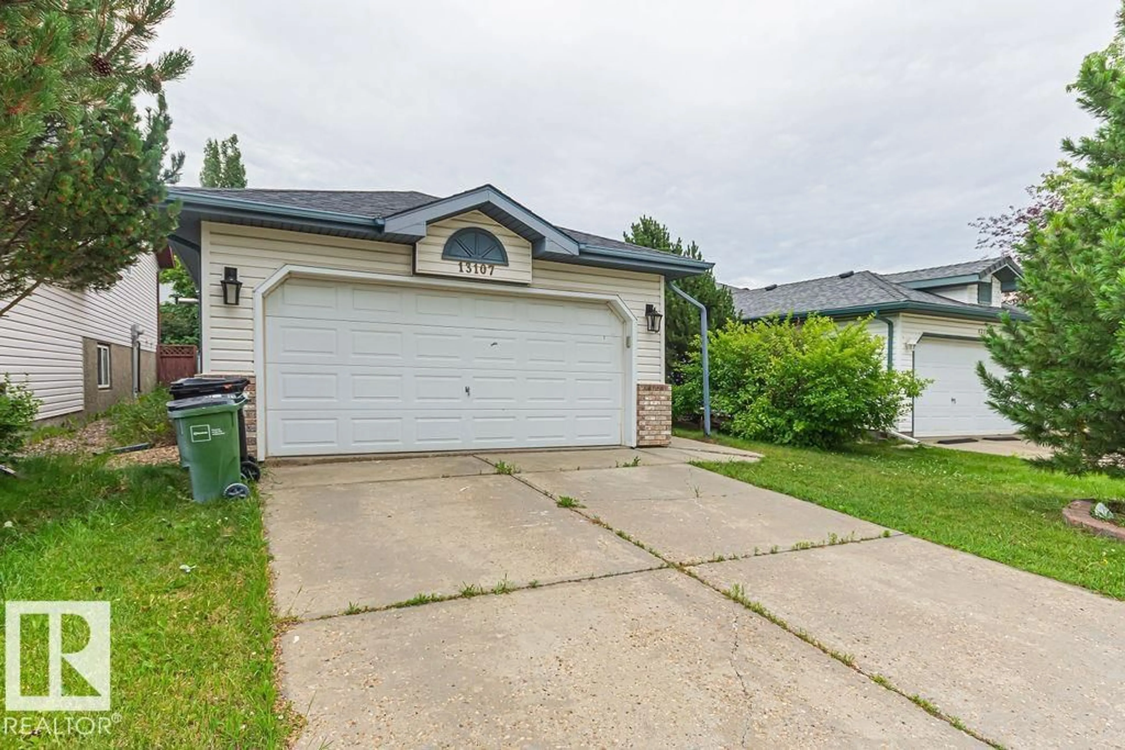 Unknown for NW - 13107 36 ST, Edmonton Alberta T5A5C7