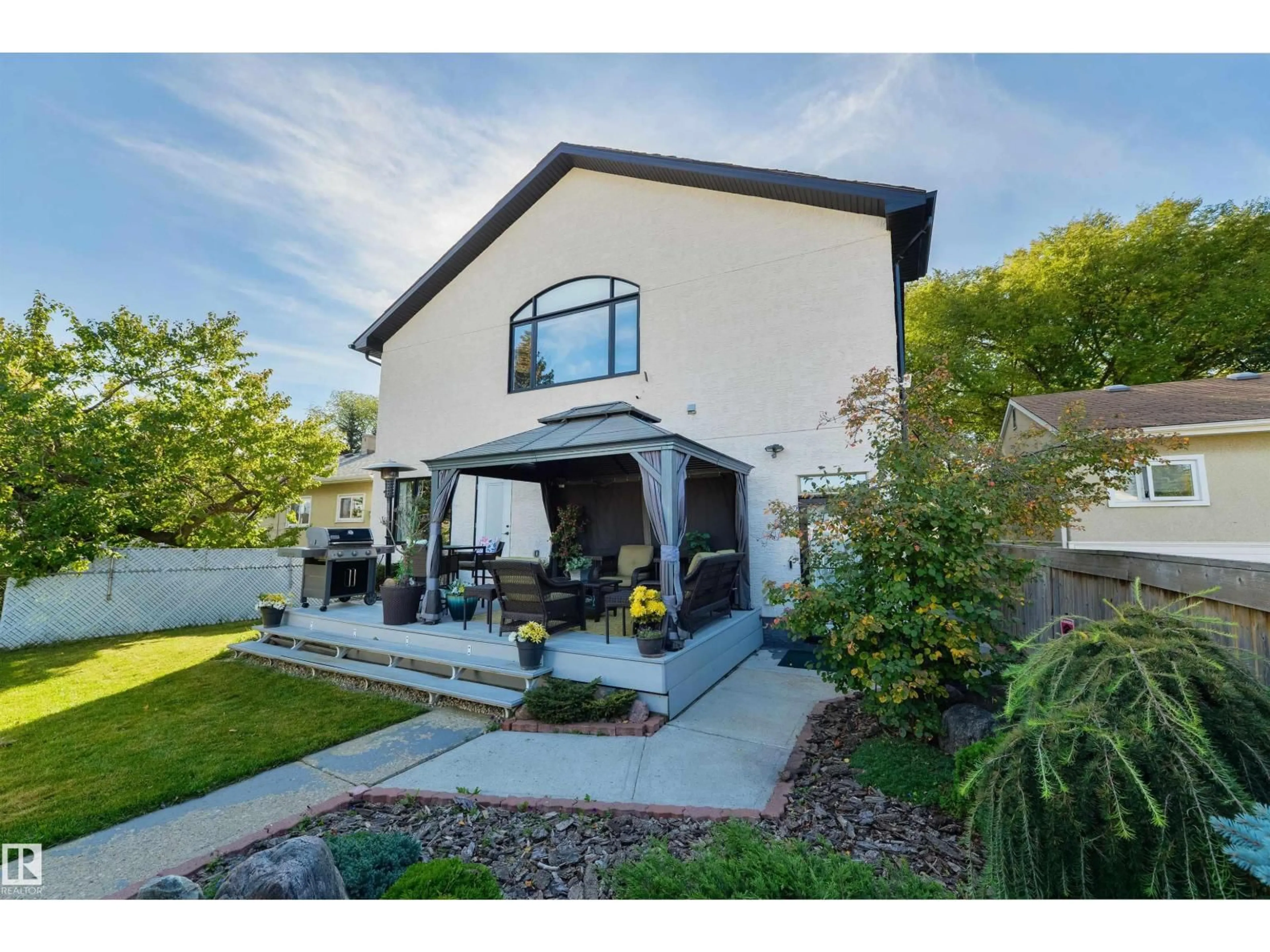 Unknown for 9720 65 AV, Edmonton Alberta T6E0K6