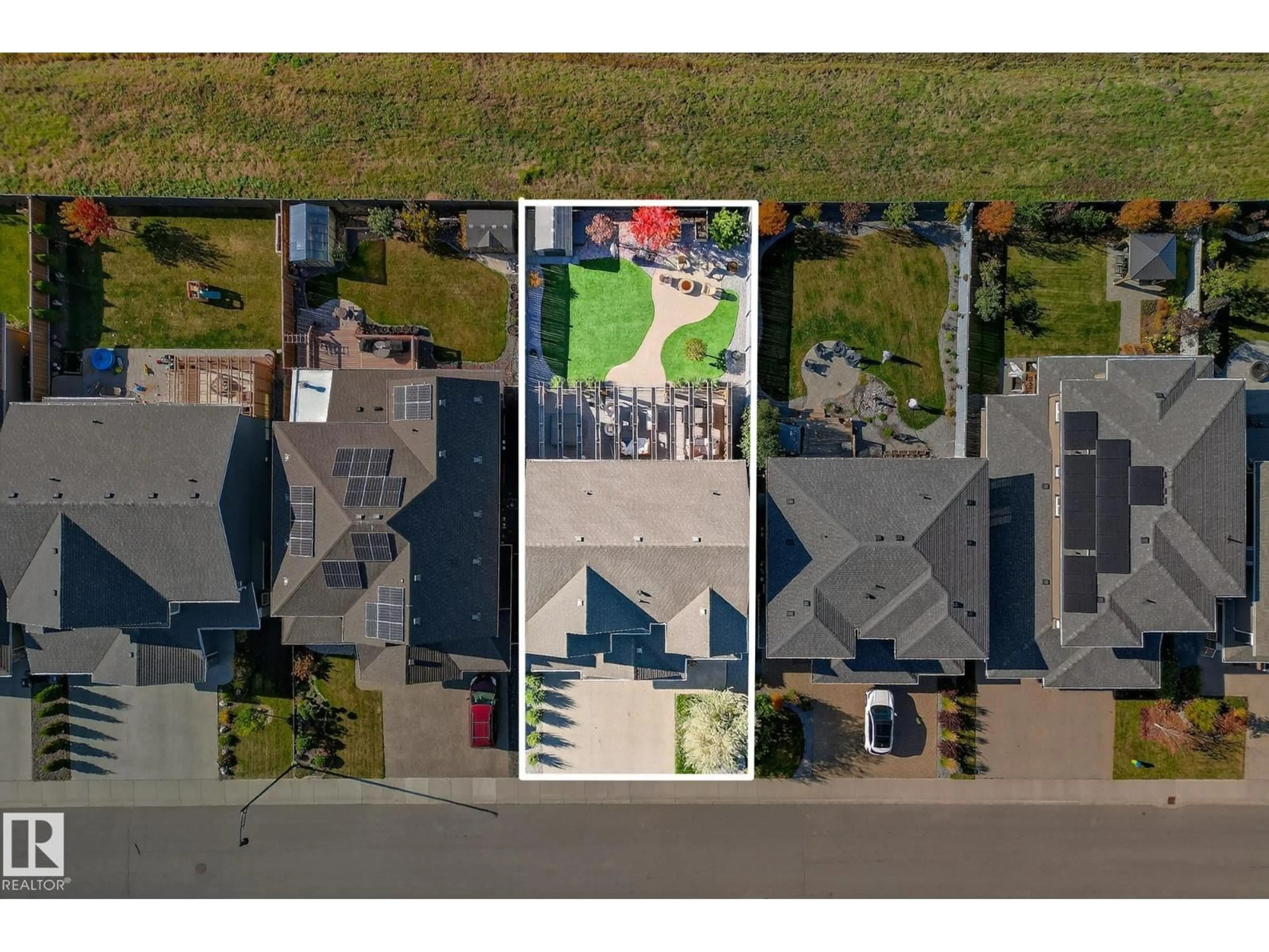 A pic from outside/outdoor area/front of a property/back of a property/a pic from drone, street for 724 180 ST, Edmonton Alberta T6W2S8