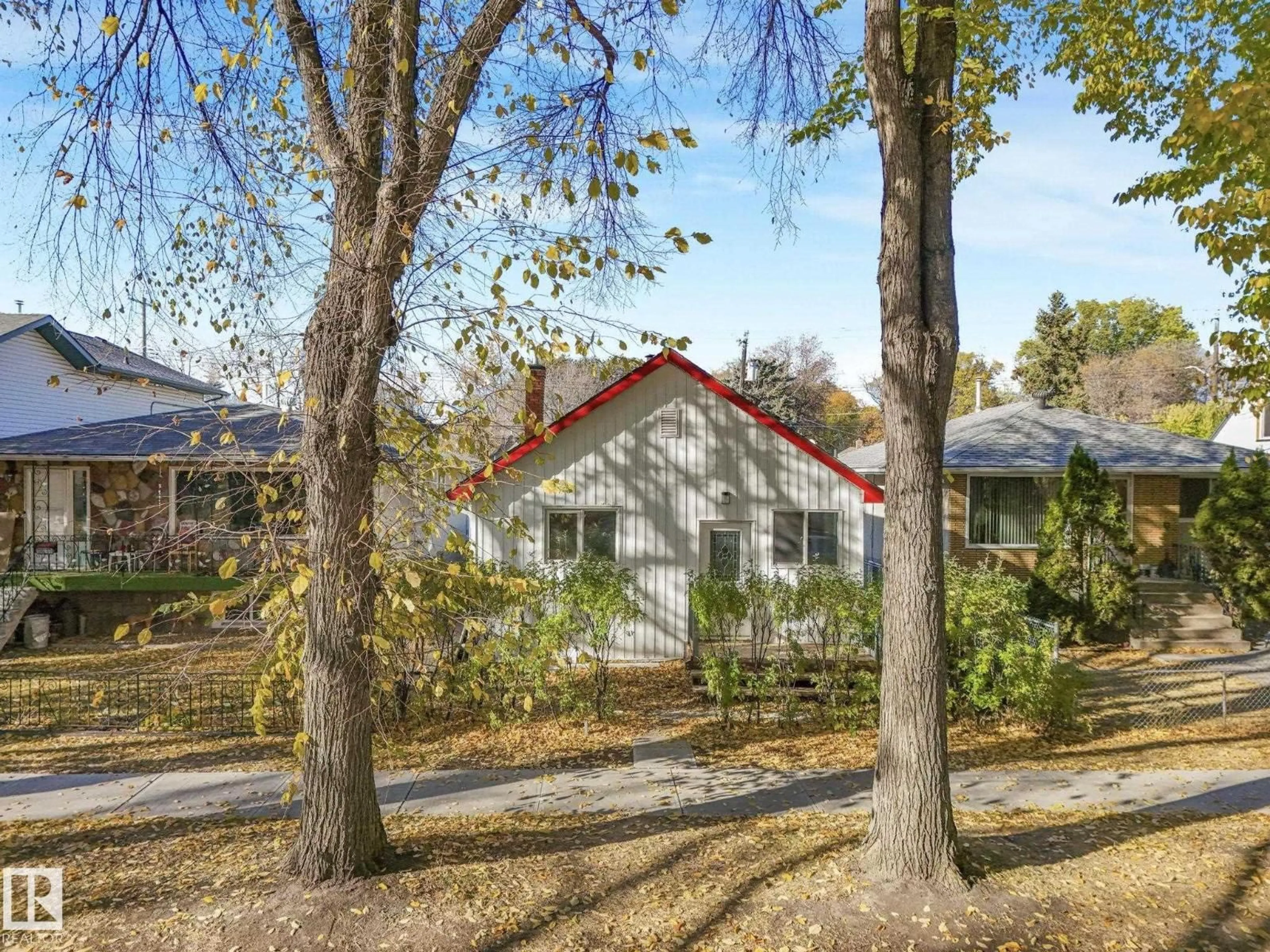 Unknown for NW - 11932 91 ST, Edmonton Alberta T5B4R6